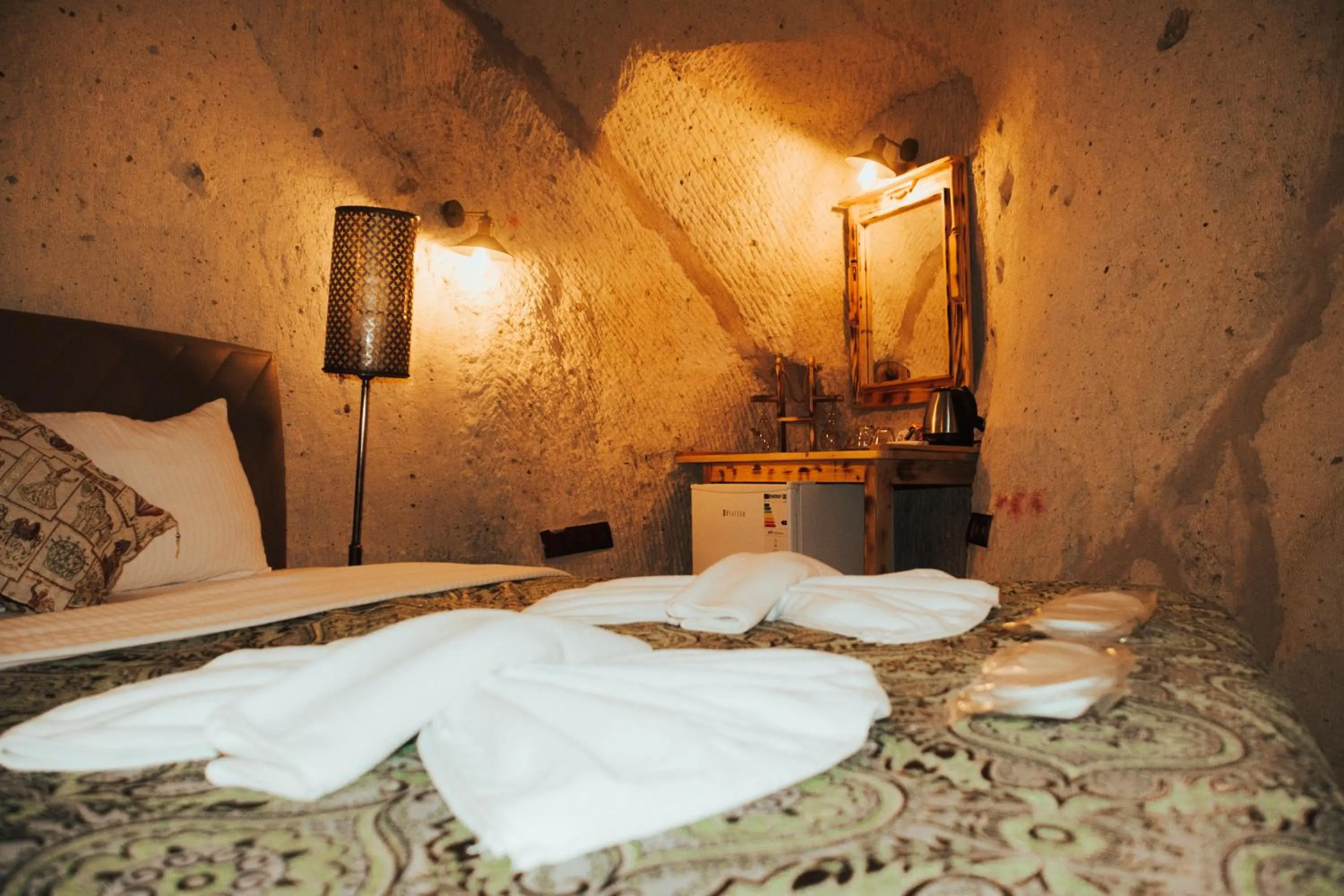 Bed in Cappadocia Ennar Cave Swimming Pool Hot & SPA