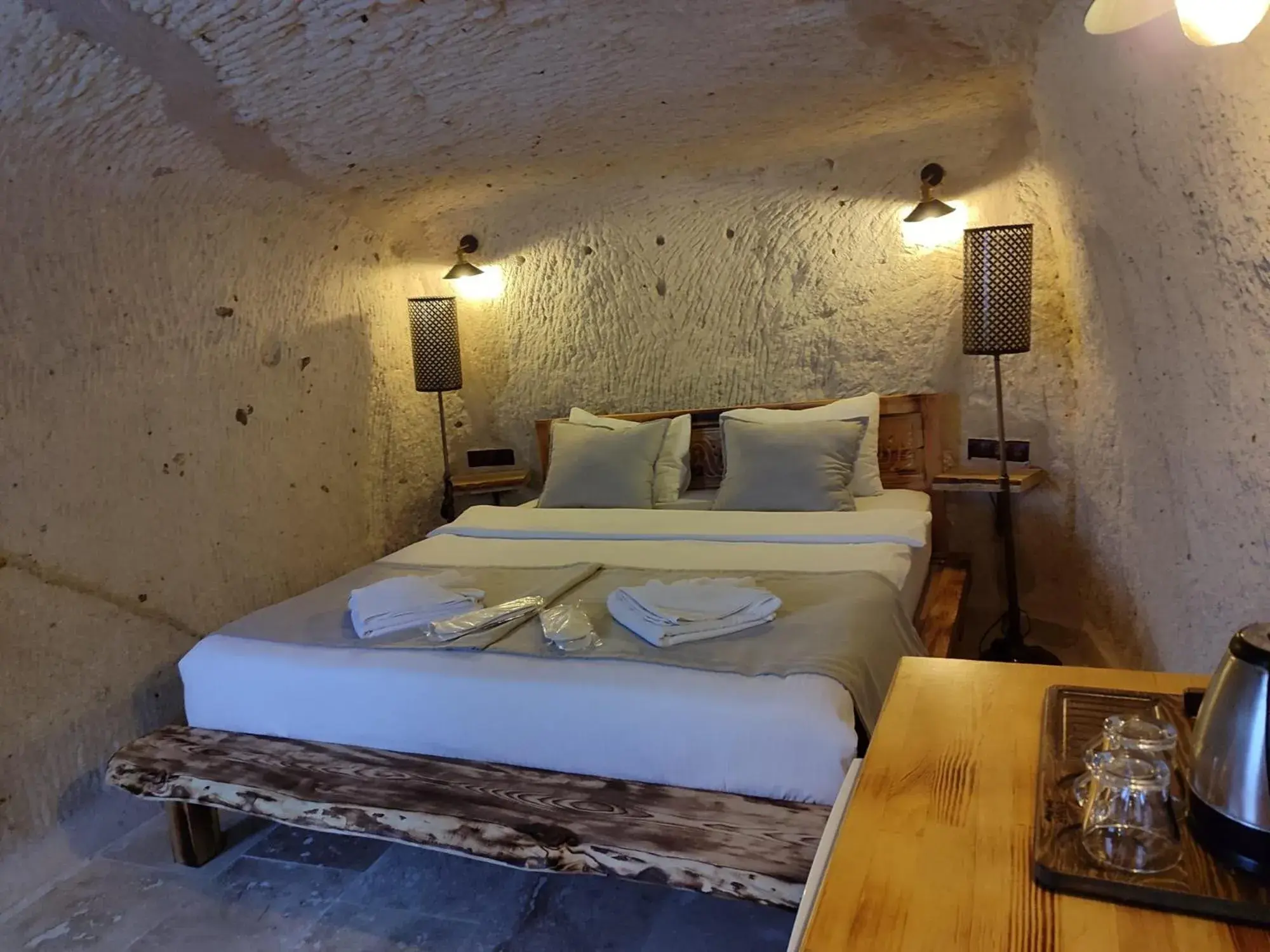 Deluxe Double Studio in Cappadocia Ennar Cave Swimming Pool Hot & SPA Deluxe Double Studio in Cappadocia Ennar Cave Swimming Pool Hot & SPA