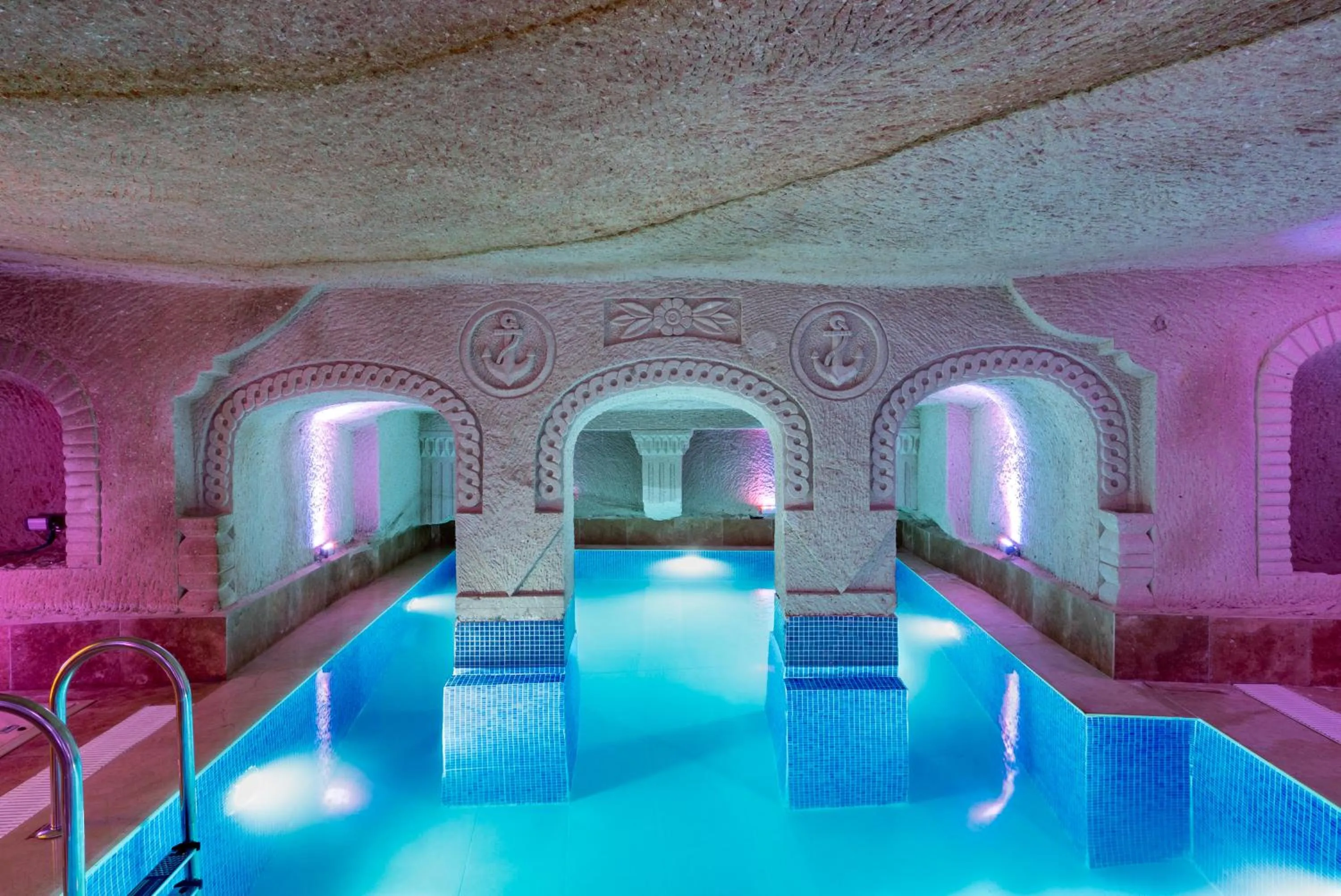 Swimming pool in Cappadocia Ennar Cave Swimming Pool Hot & SPA