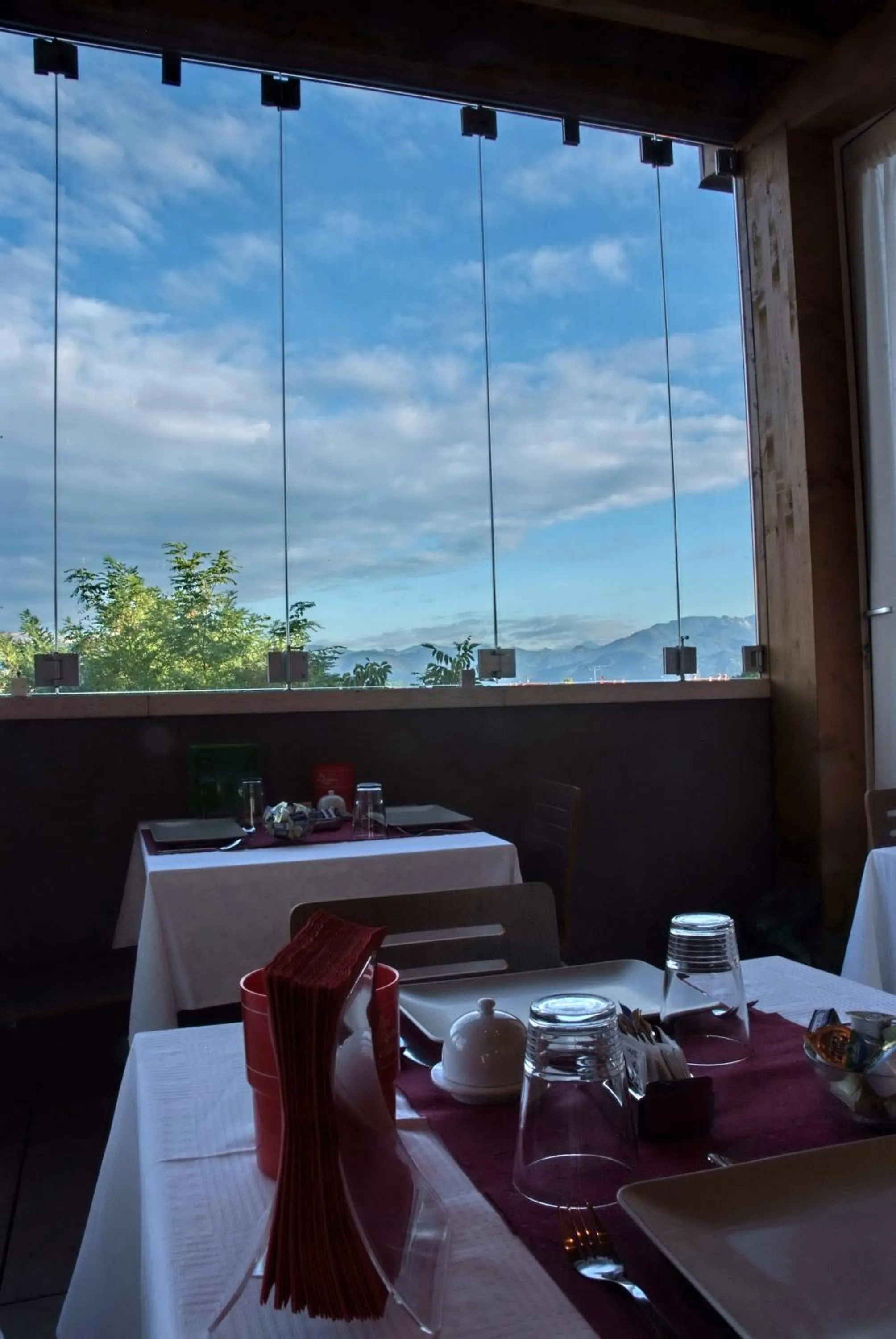 Restaurant/places to eat in Bed & Breakfast Vieulif