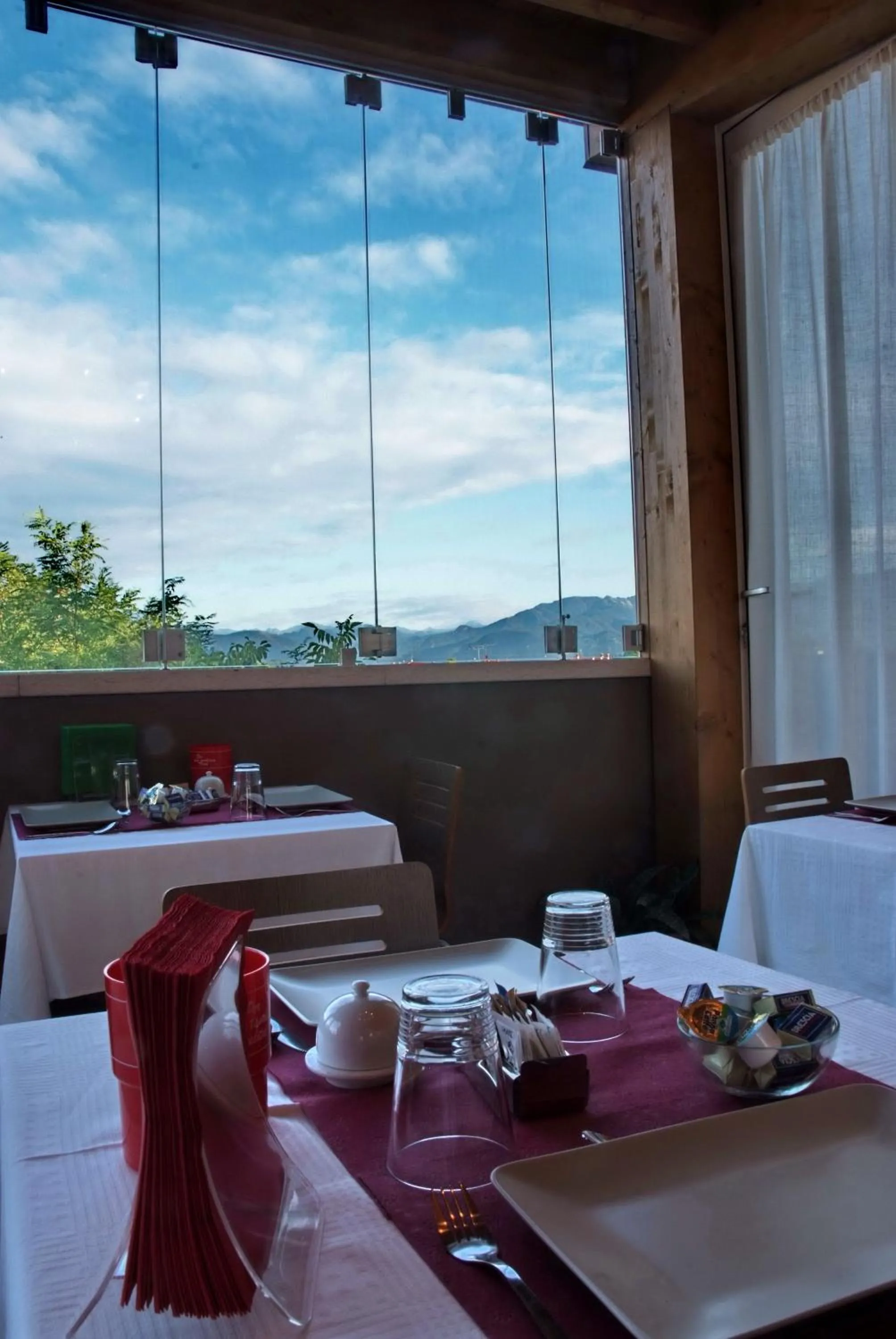 Restaurant/places to eat in Bed & Breakfast Vieulif