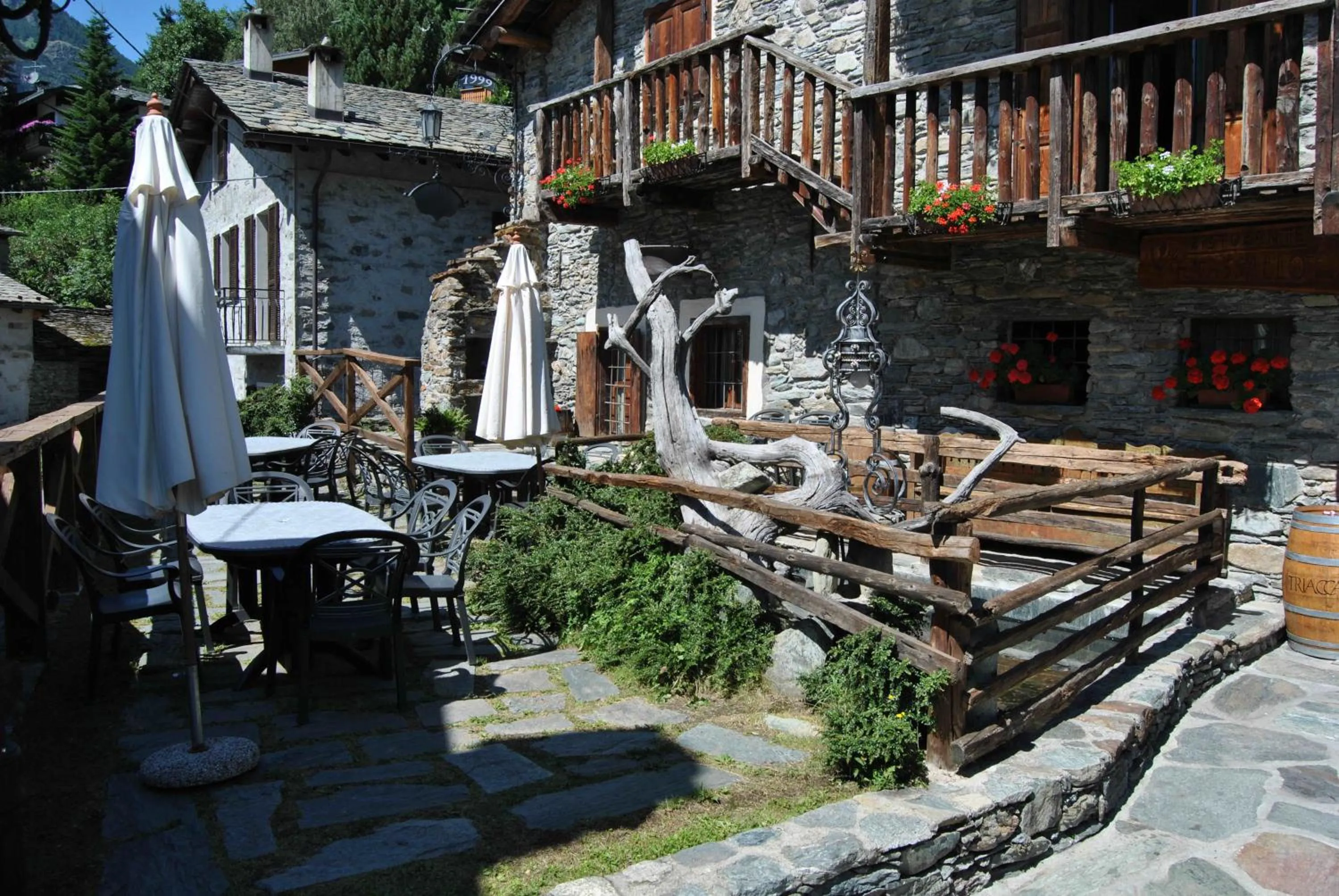 Restaurant/places to eat in Casa Vacanza La Rocca