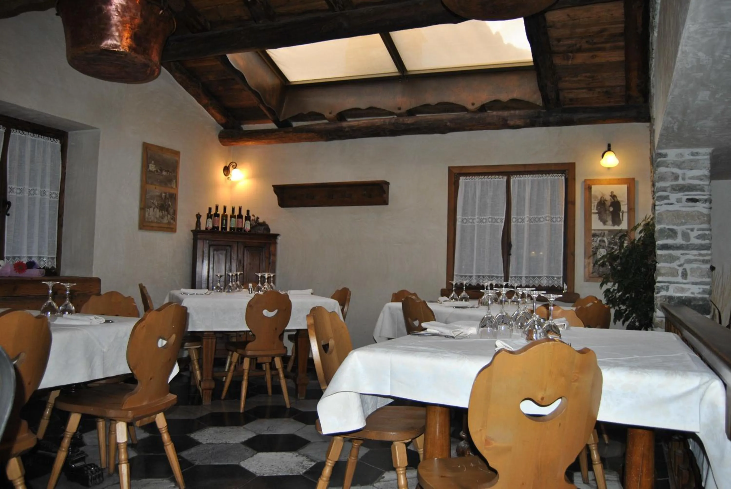 Restaurant/places to eat in Casa Vacanza La Rocca