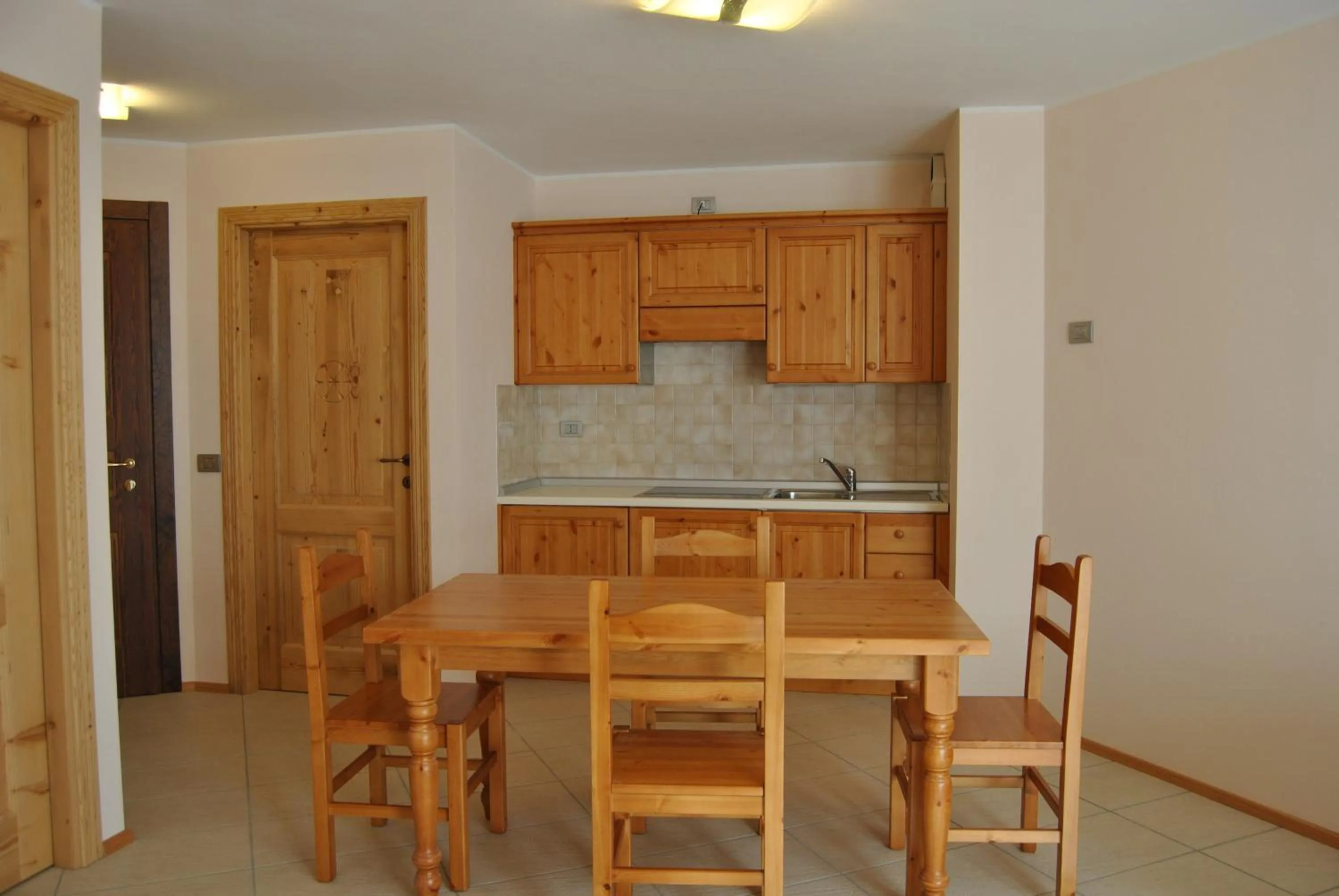 Kitchen or kitchenette in Casa Vacanza La Rocca