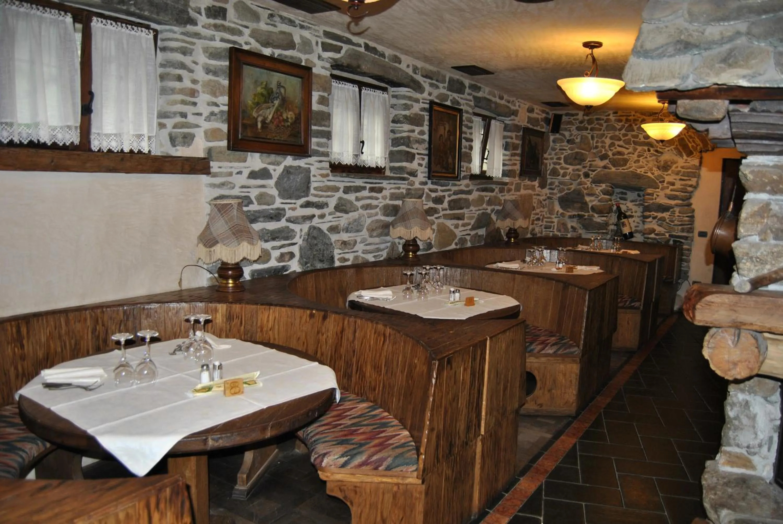 Restaurant/places to eat in Casa Vacanza La Rocca