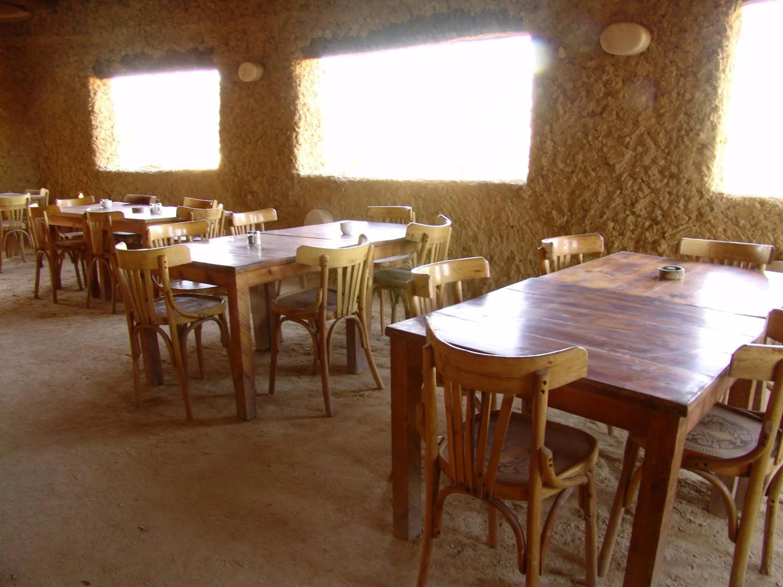 Restaurant/places to eat in Albabenshal Lodge Siwa