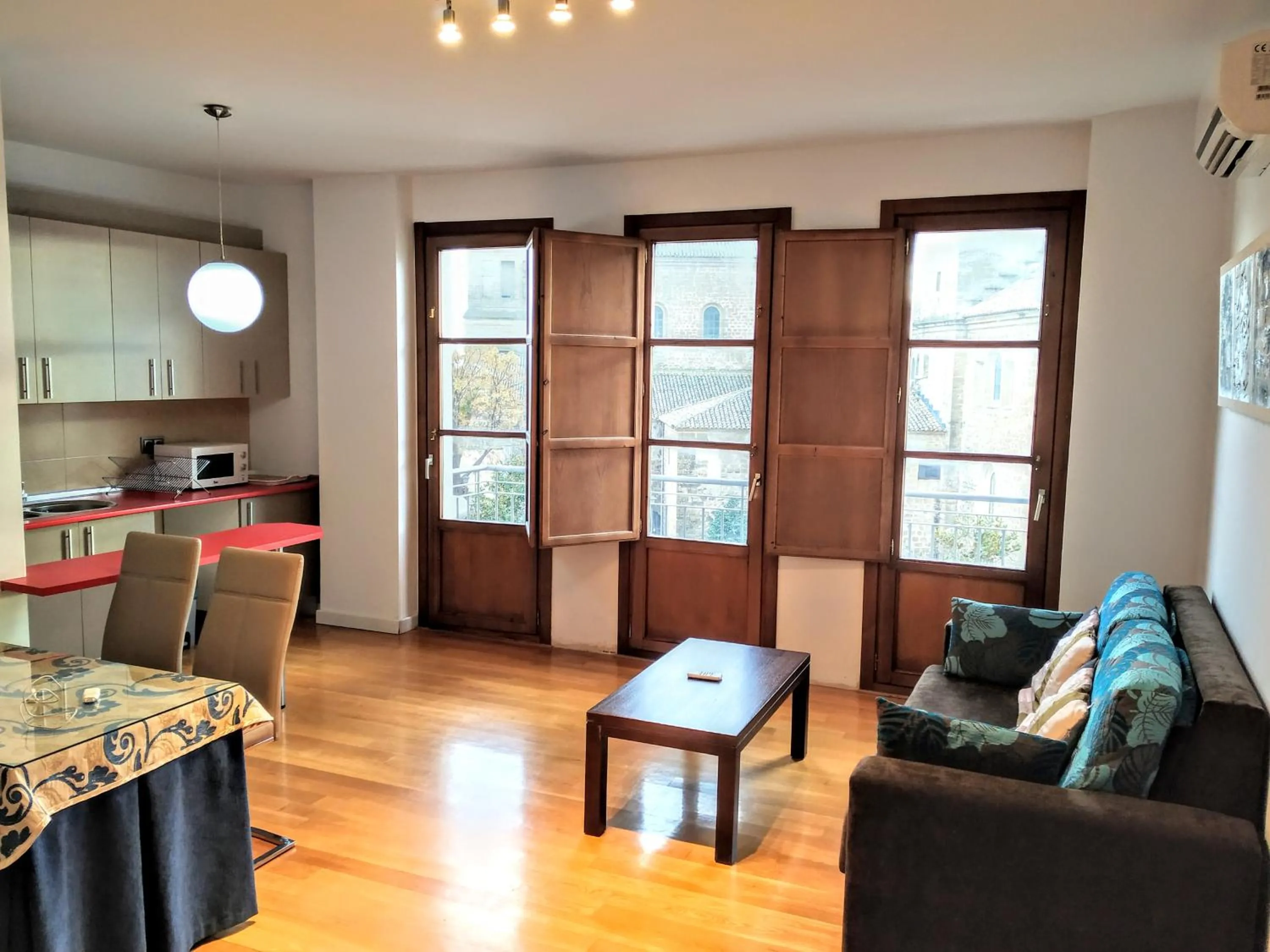 Apartamentos Sol Hospital Santiago