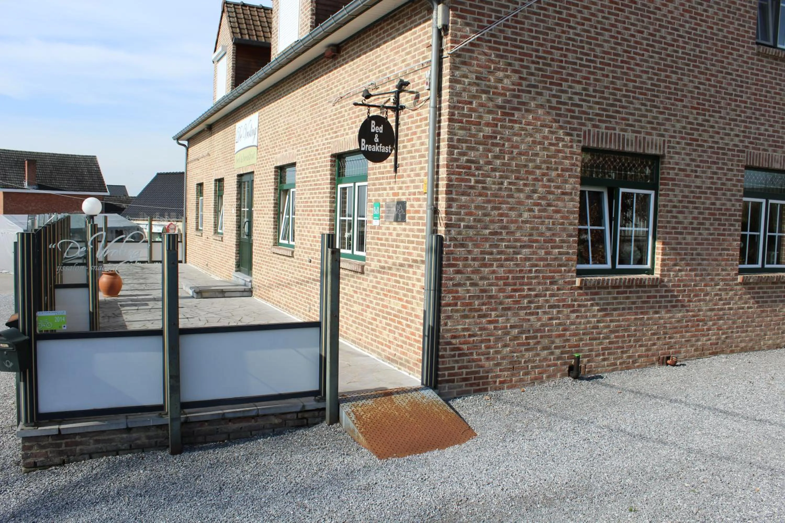 Facade/entrance in B&B De Vroling
