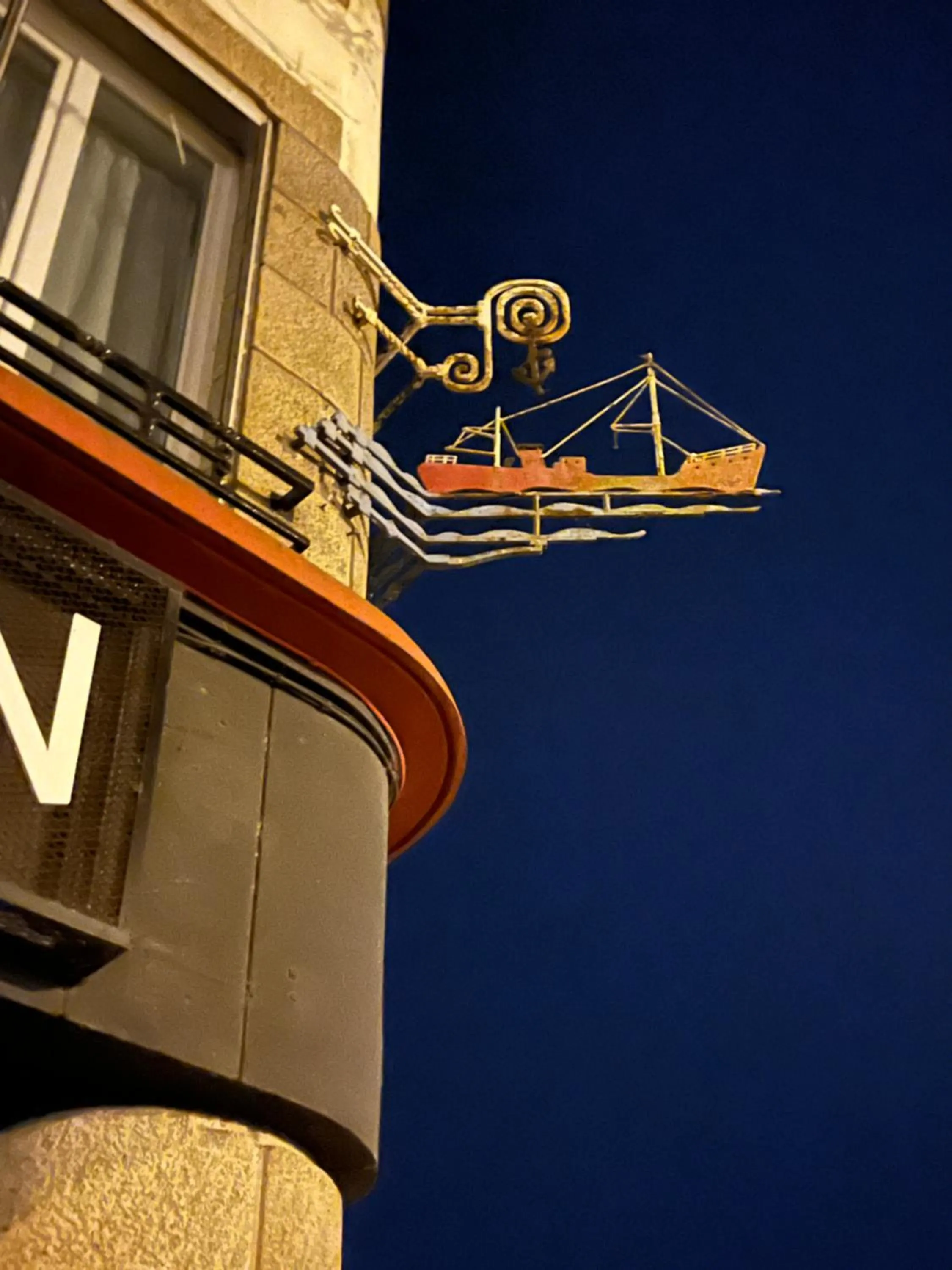 Property building in Hôtel Le Keroman