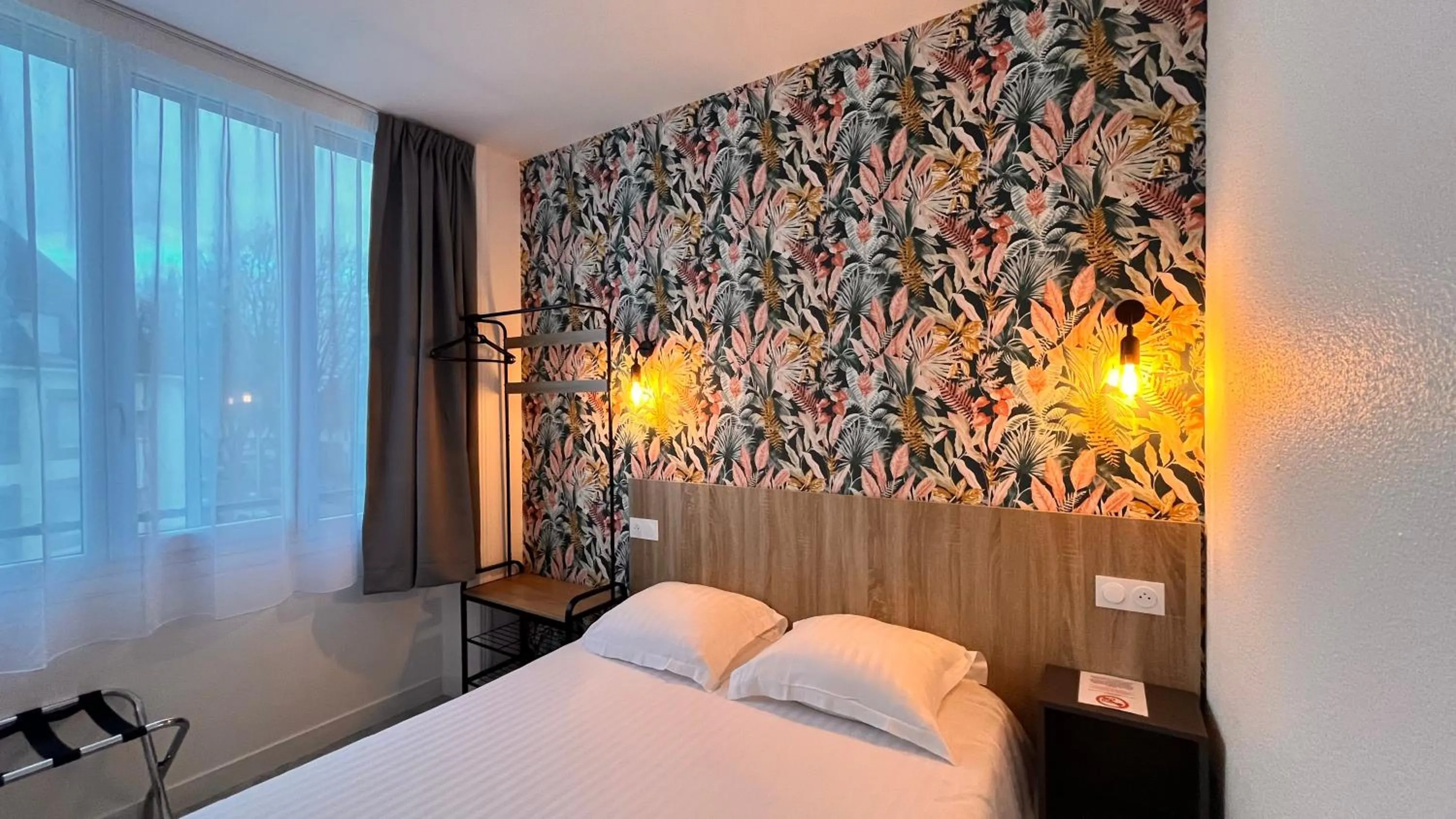 Bed in Hôtel Le Keroman