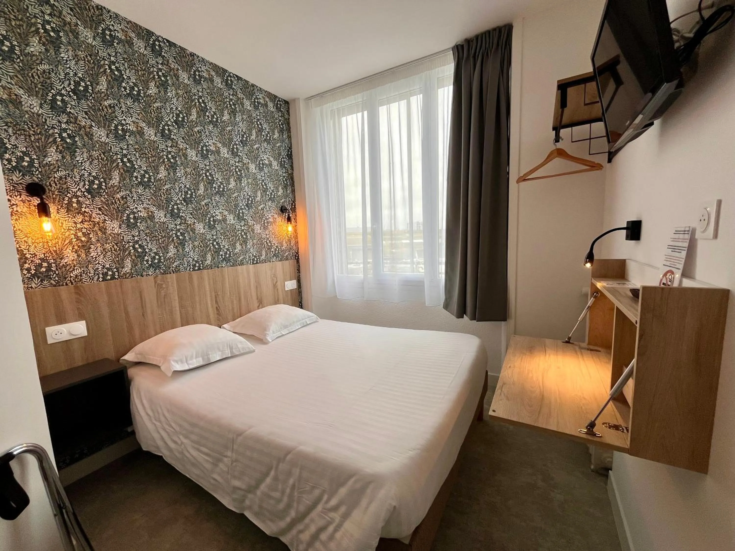 Bed in Hôtel Le Keroman