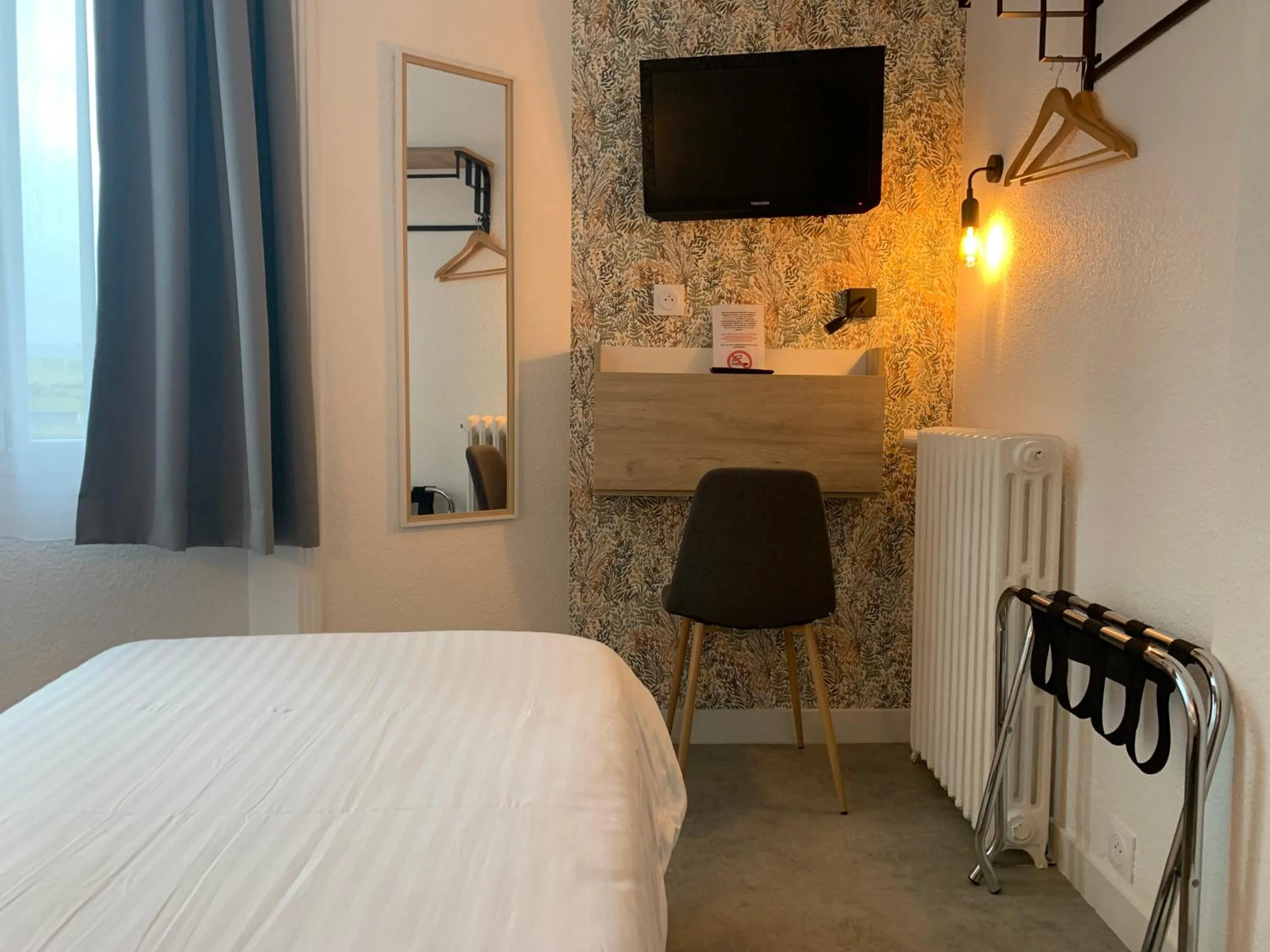 Bed in Hôtel Le Keroman