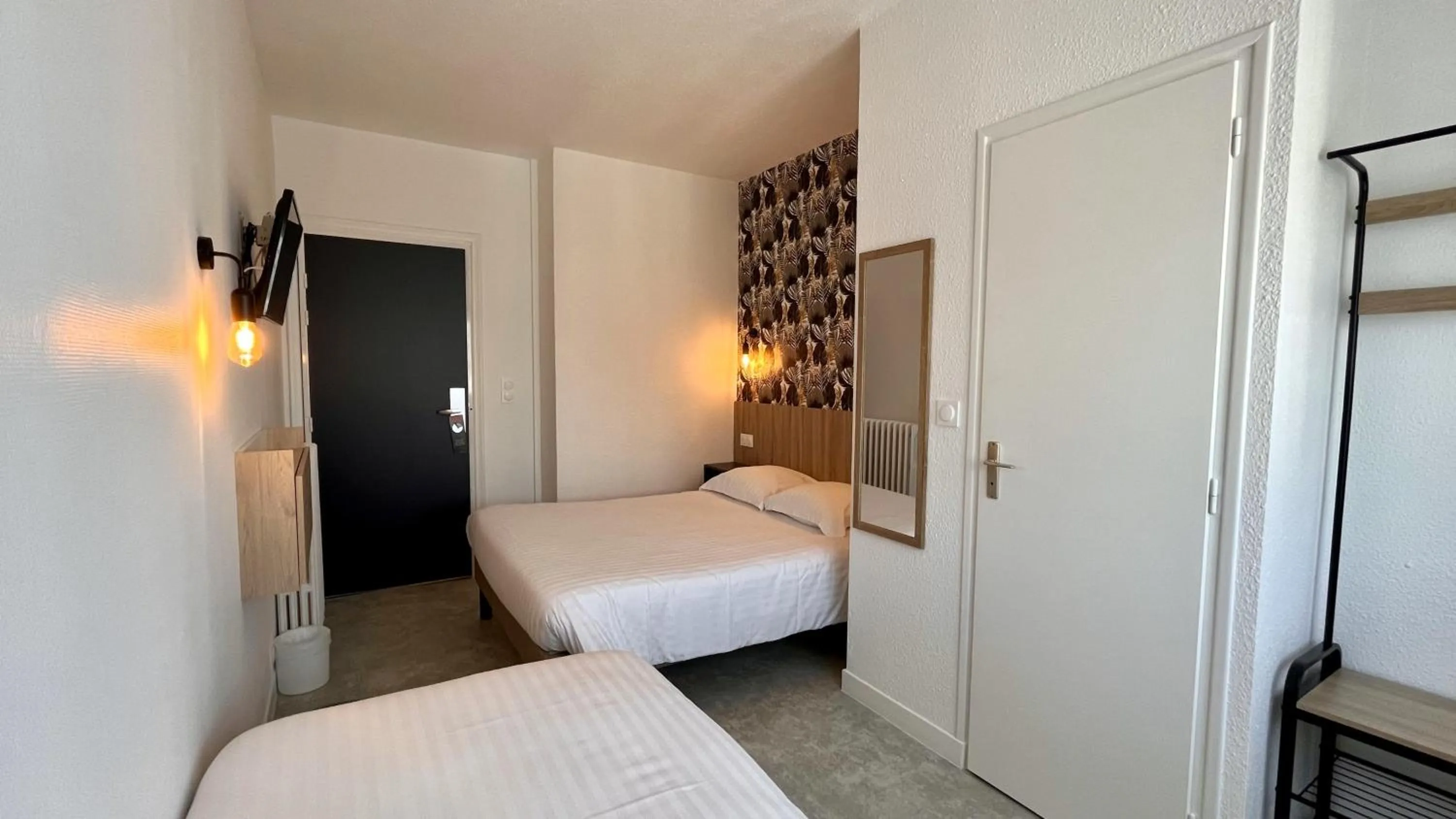 Bed in Hôtel Le Keroman