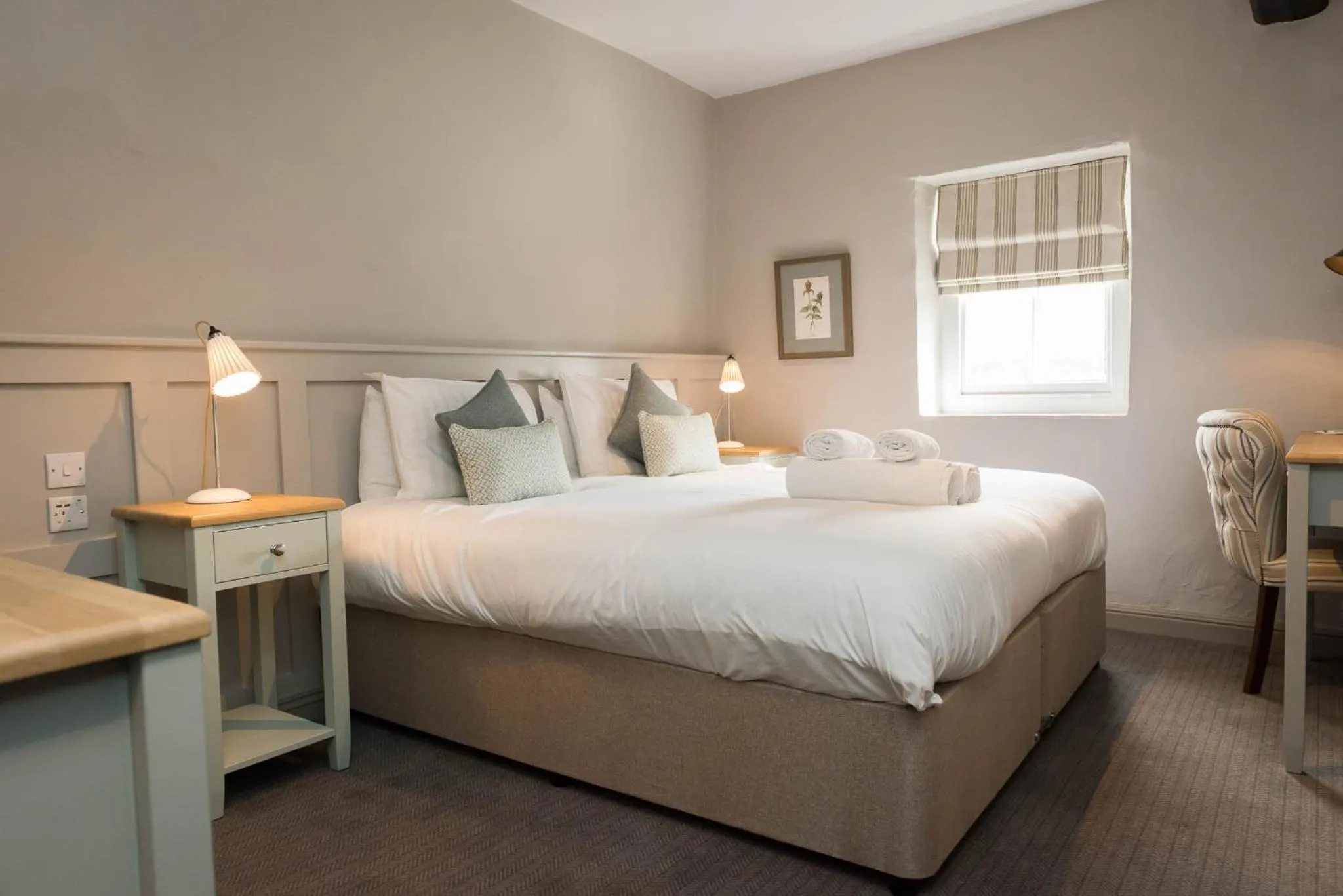 Bed in The Horse and Farrier Inn and The Salutation Inn Threlkeld Keswick