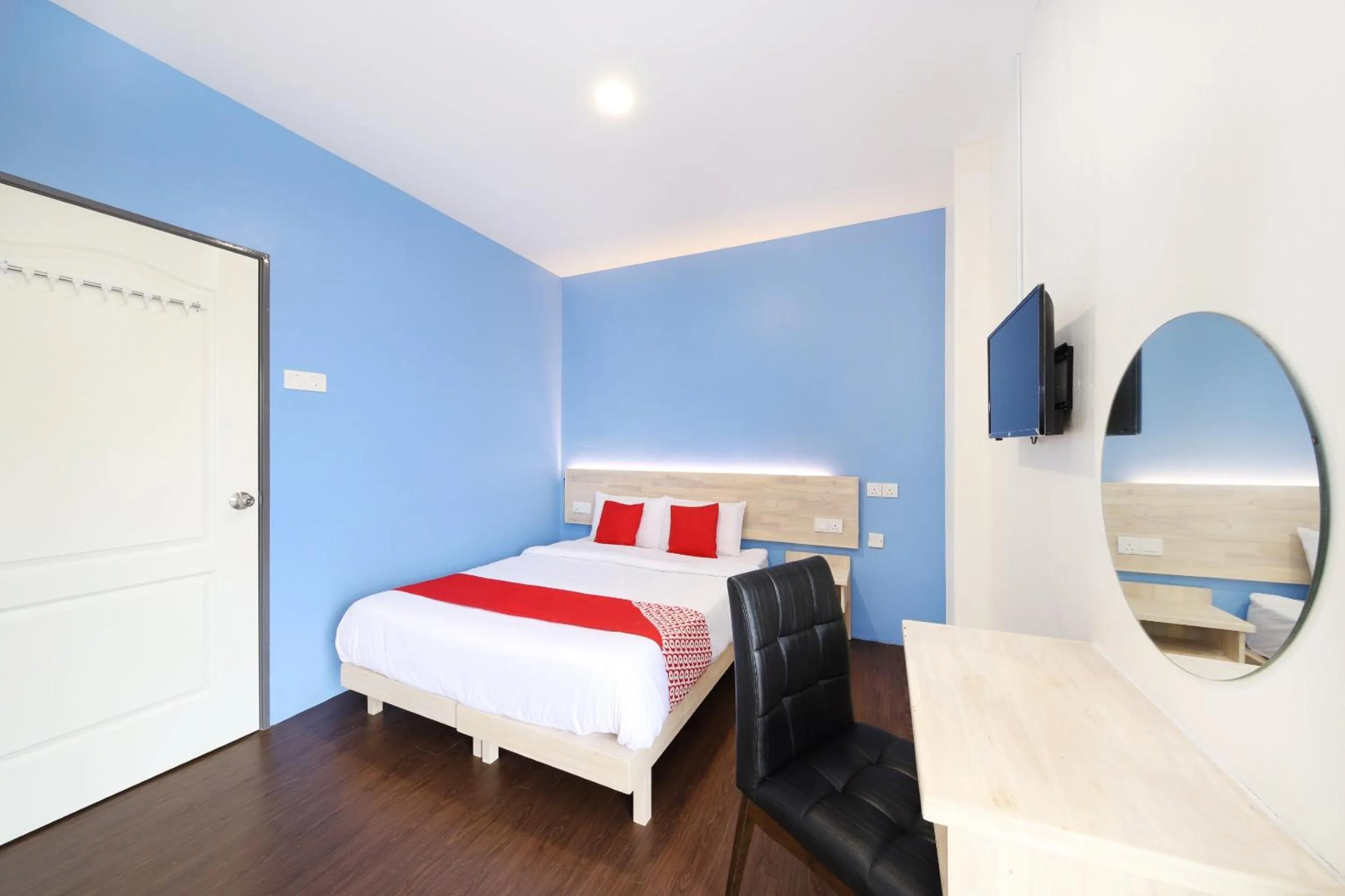 Bedroom, Bed in OYO 778 Bmw 2 Hotel