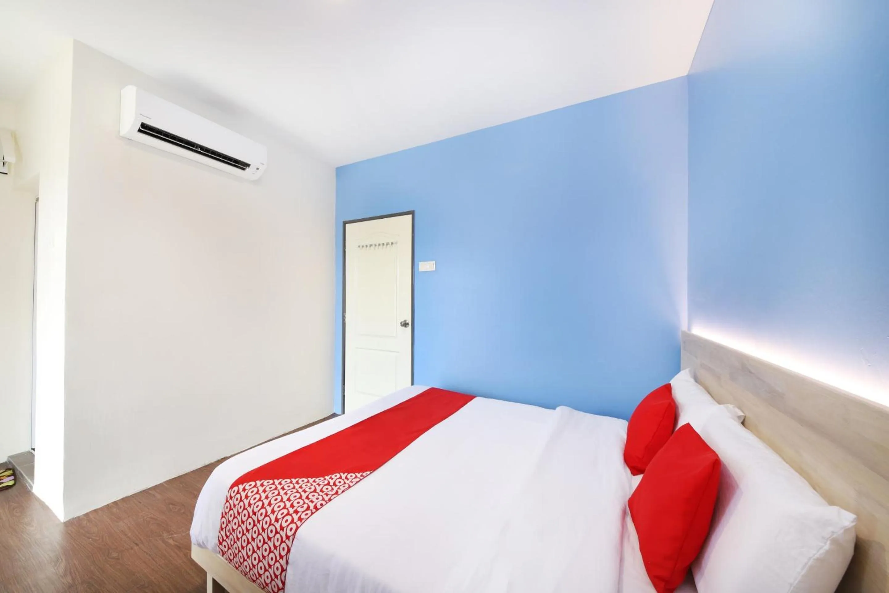 Bedroom, Bed in OYO 778 Bmw 2 Hotel