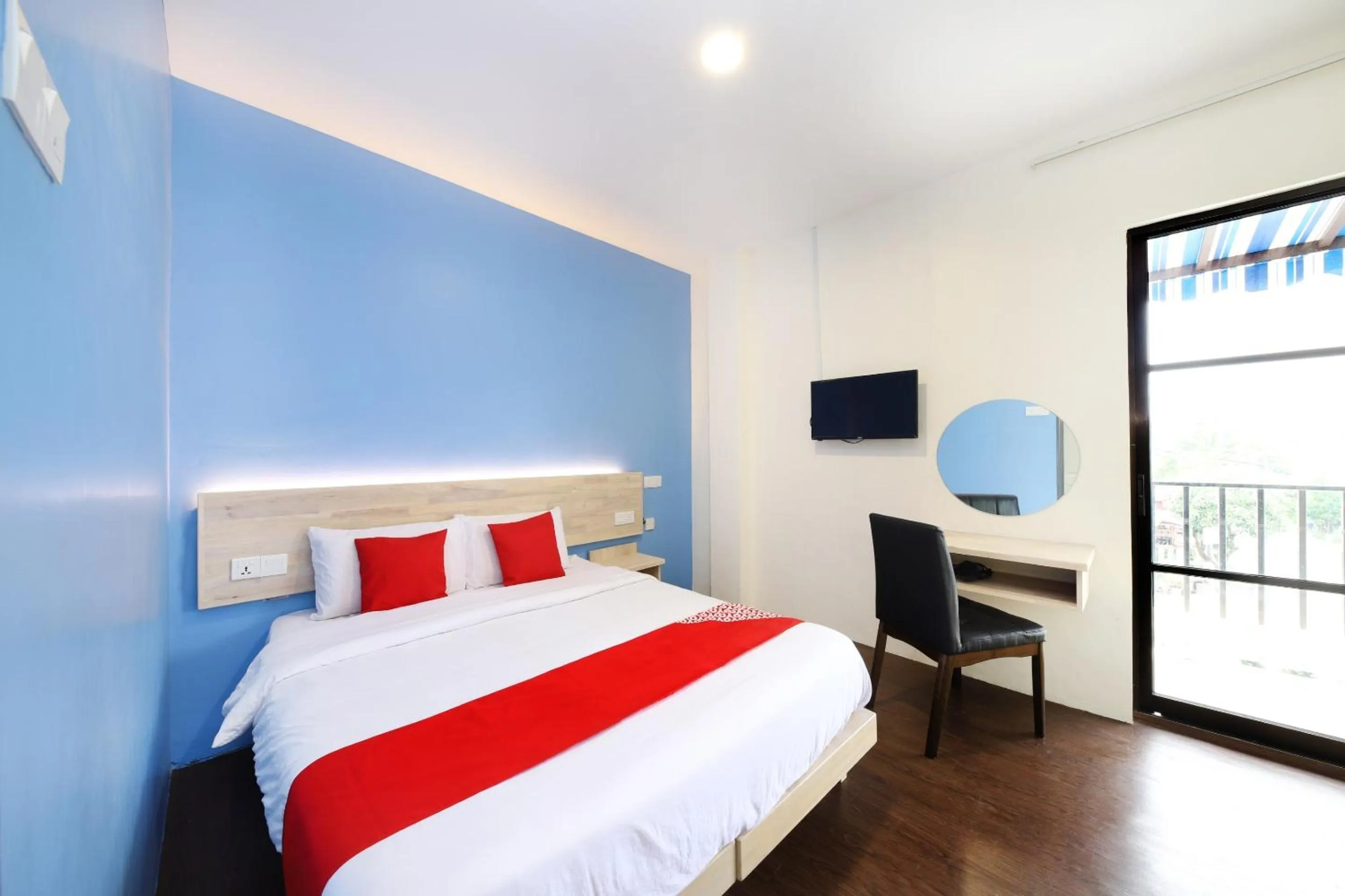 Bedroom, Bed in OYO 778 Bmw 2 Hotel