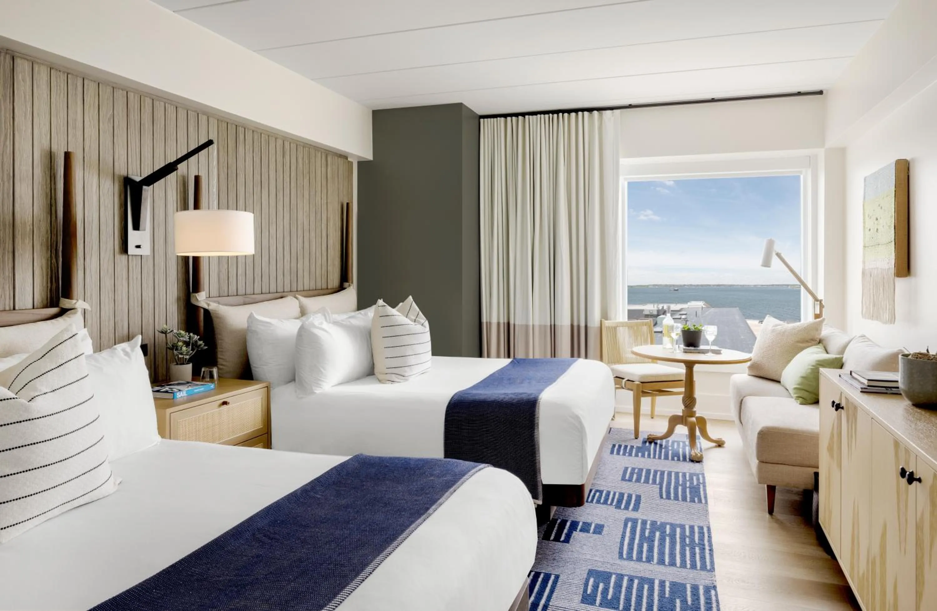 Bed in Newport Harbor Island Resort