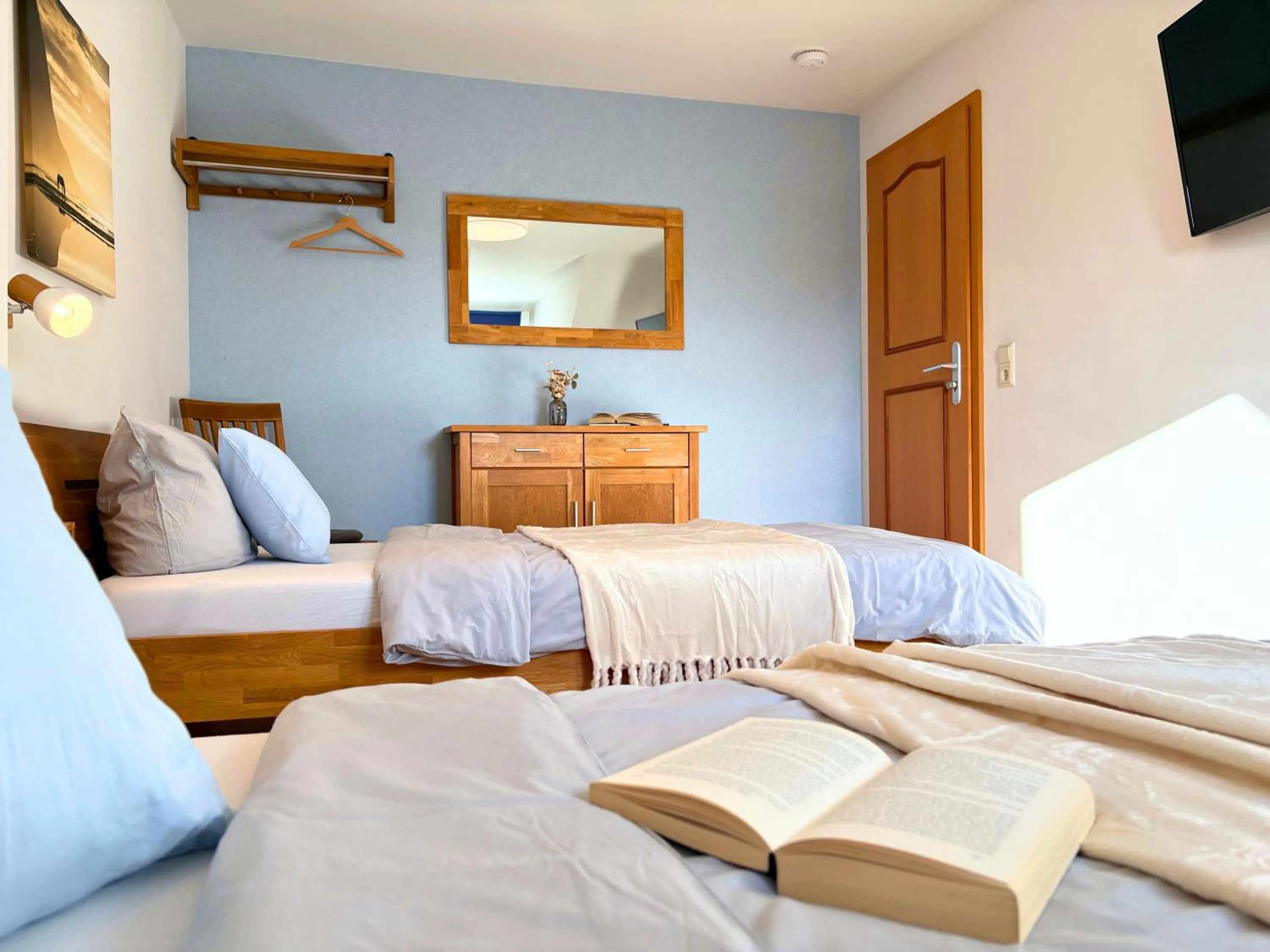 Bed in Ferienhaus Landeskrone für 10 Personen mit Sauna, Terrasse, inkl Parkplatz in Dresden