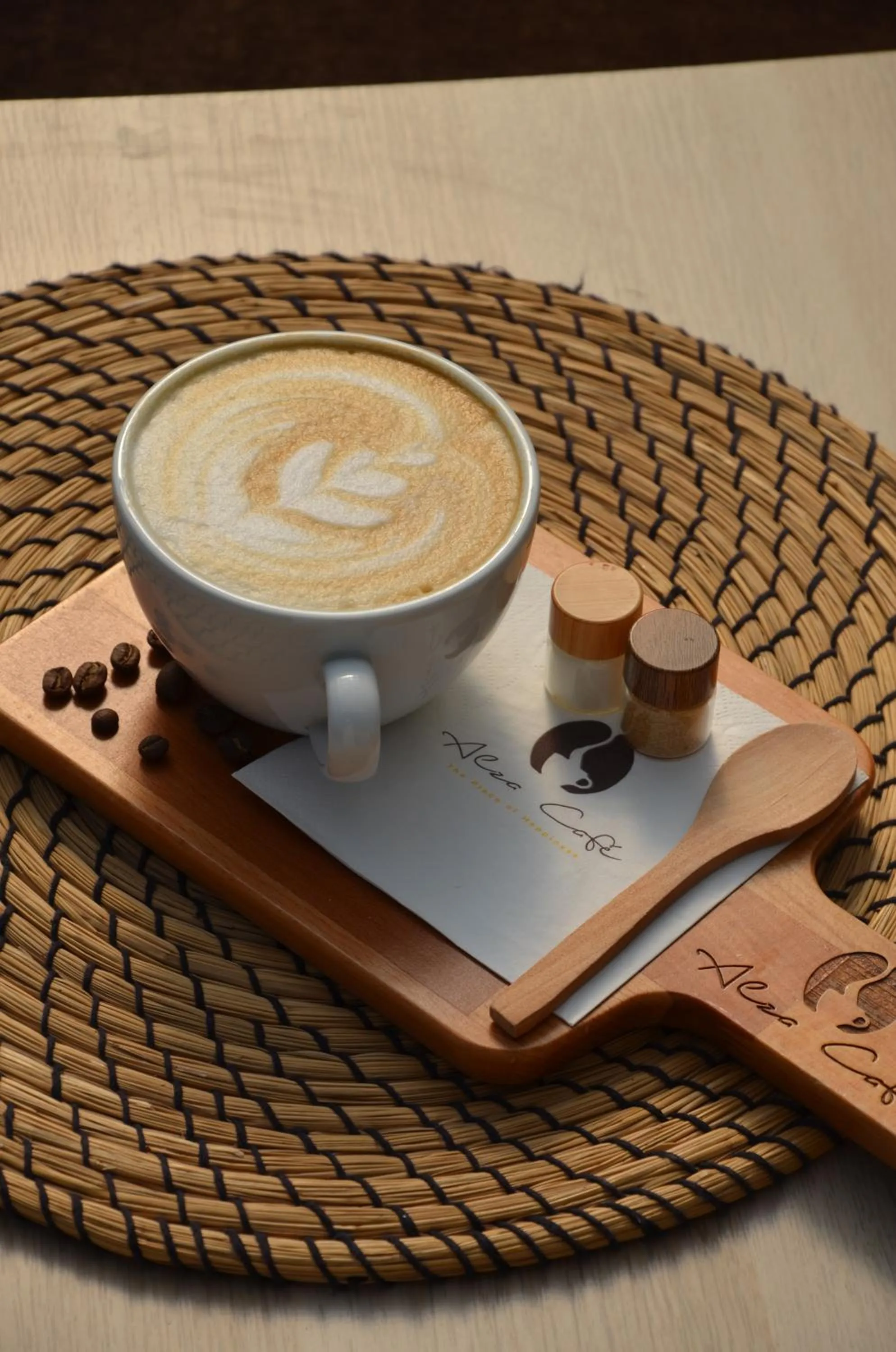 Coffee/tea facilities in Crown Tower Hotel