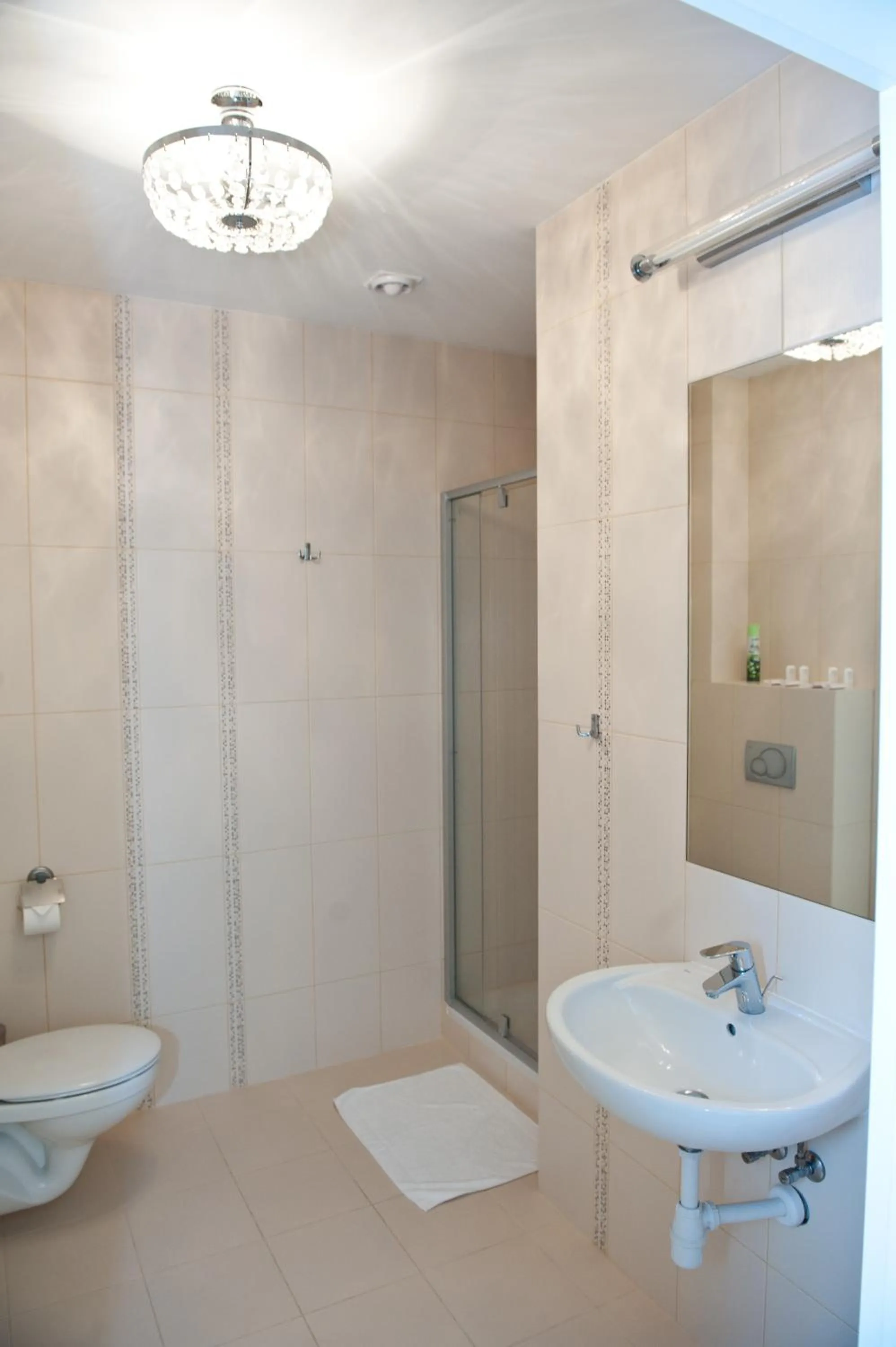 Shower in Hotel Ajax