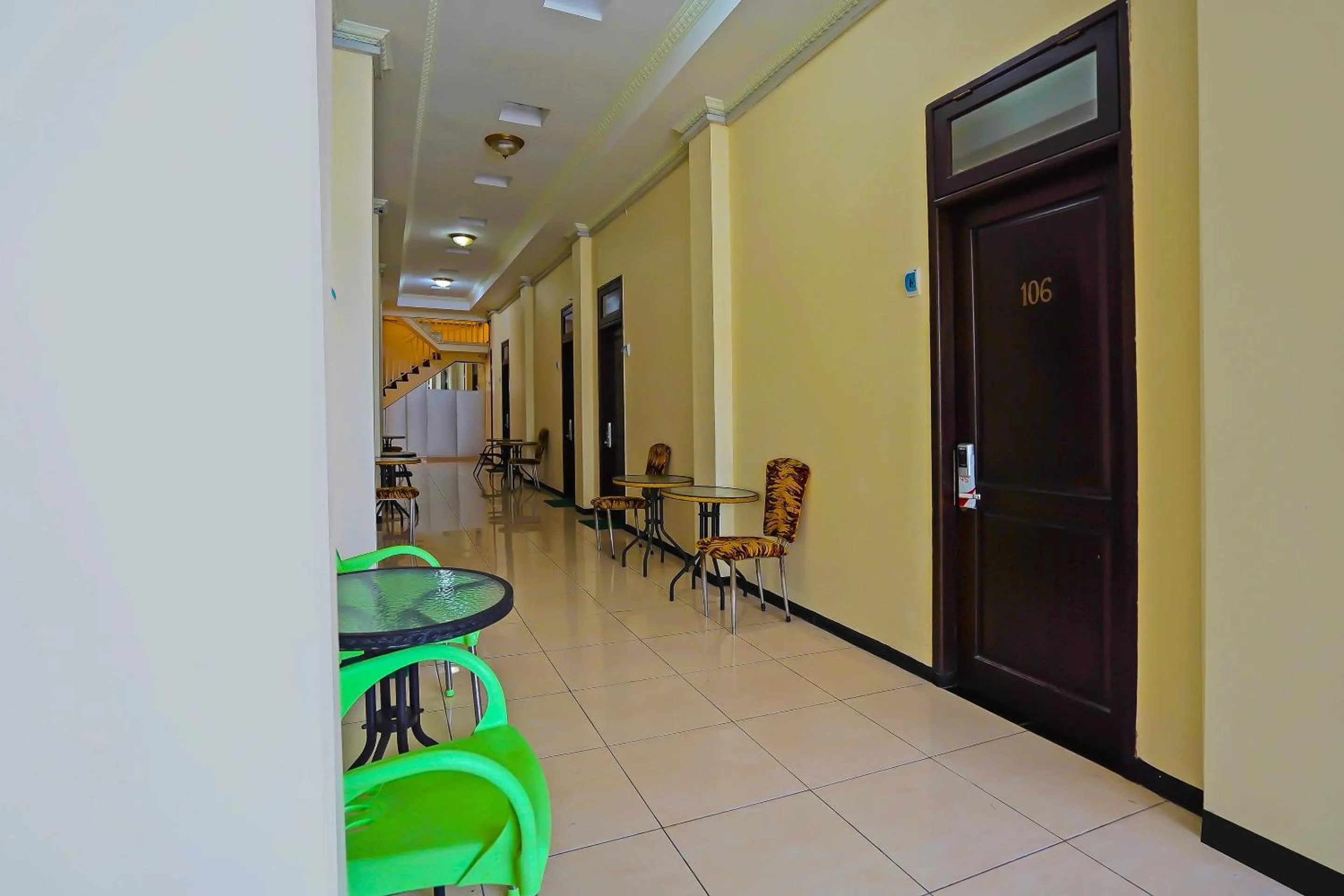 Lobby or reception in OYO Life 511 Grace Residence