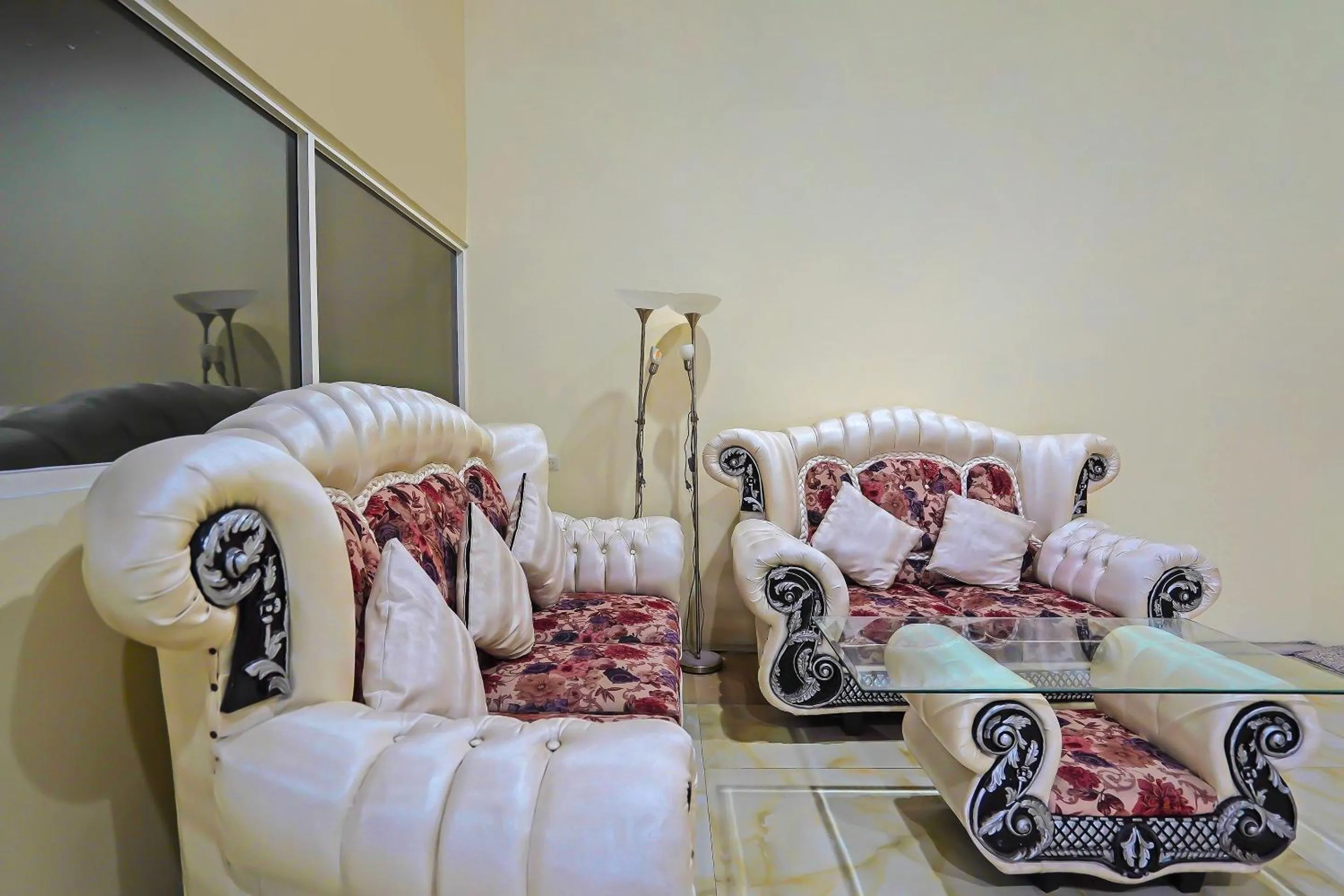 Lobby or reception in OYO Life 511 Grace Residence