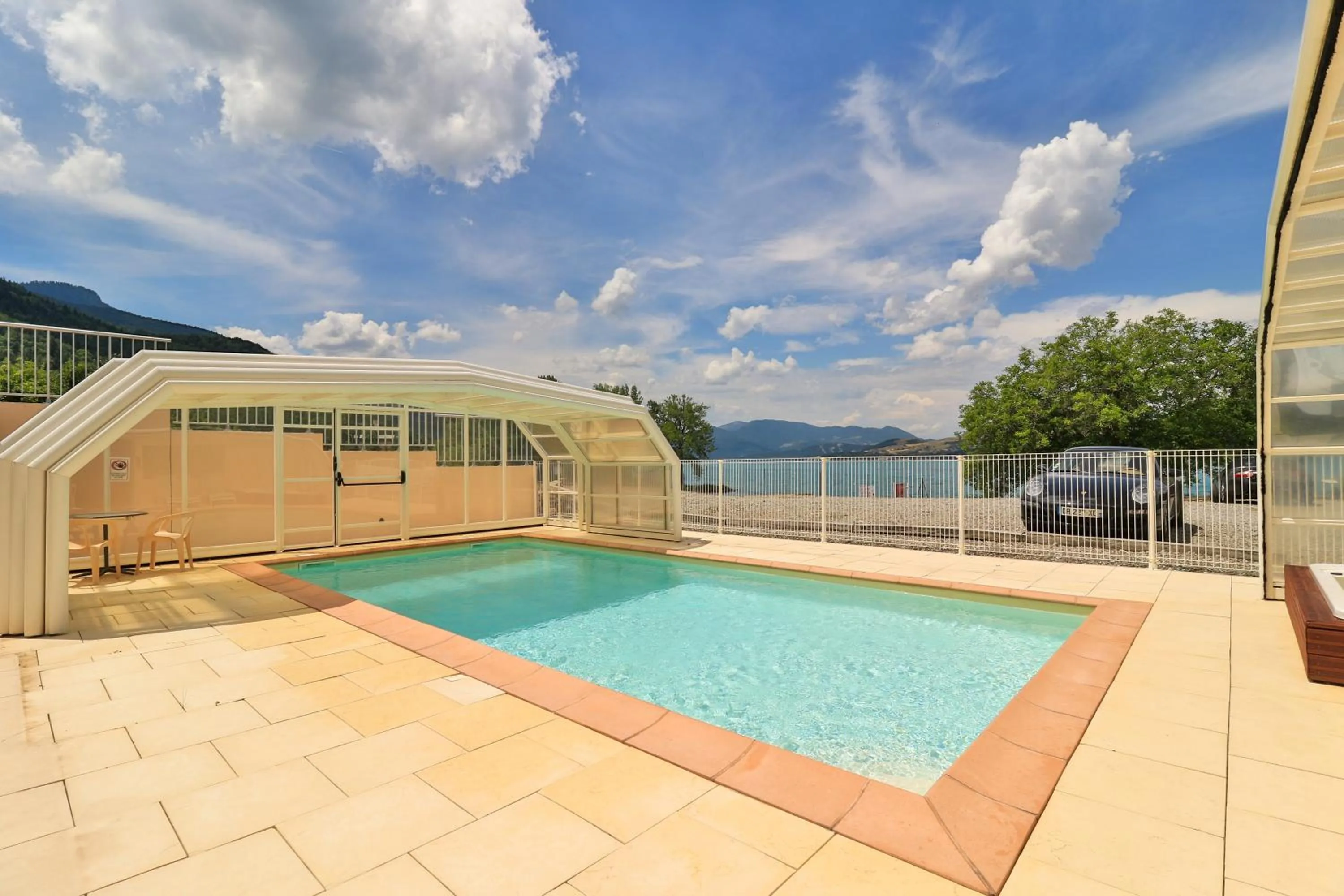 Swimming pool in Hôtel Les Flots Bleus