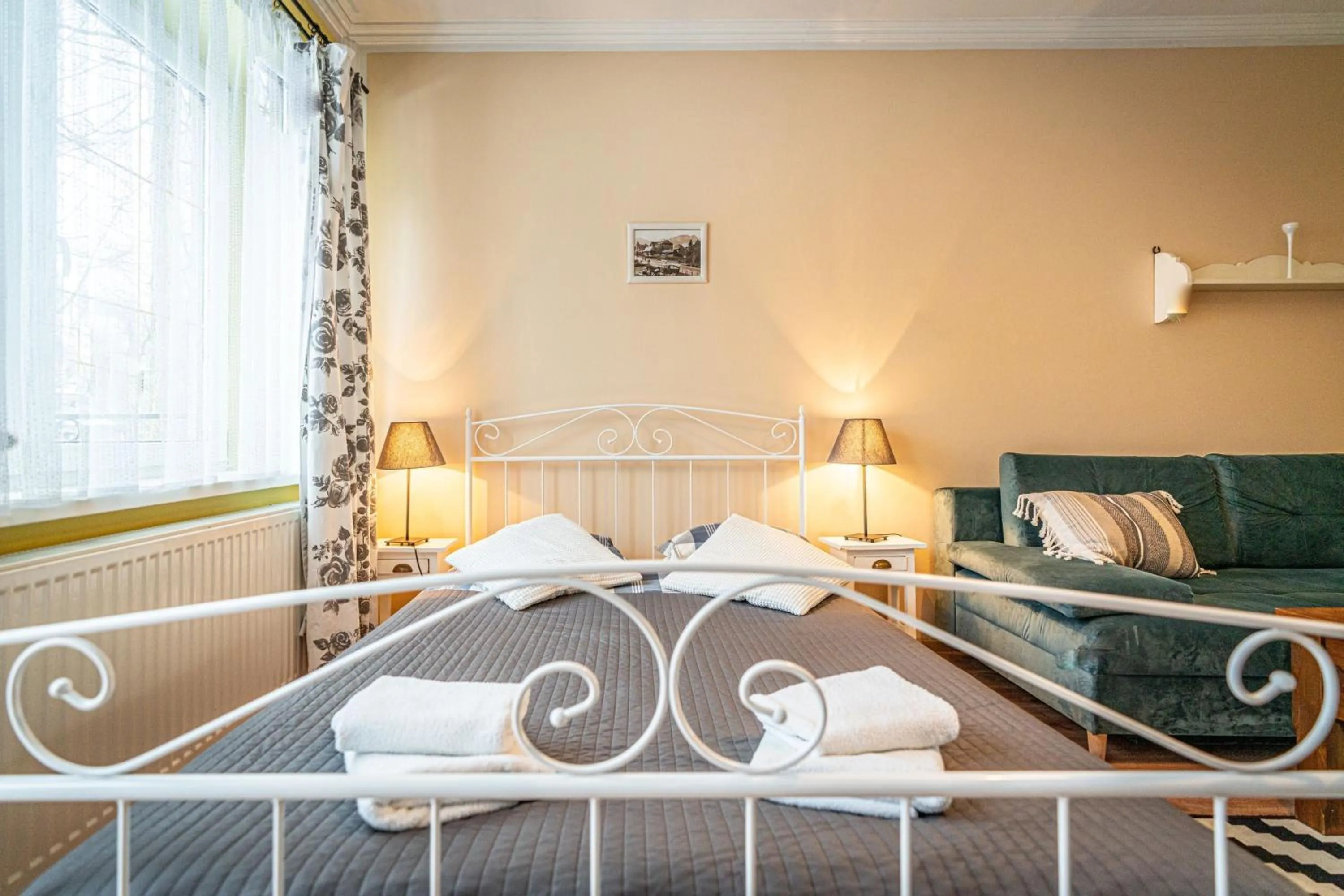 Bed in Willa Fryzowiczówka