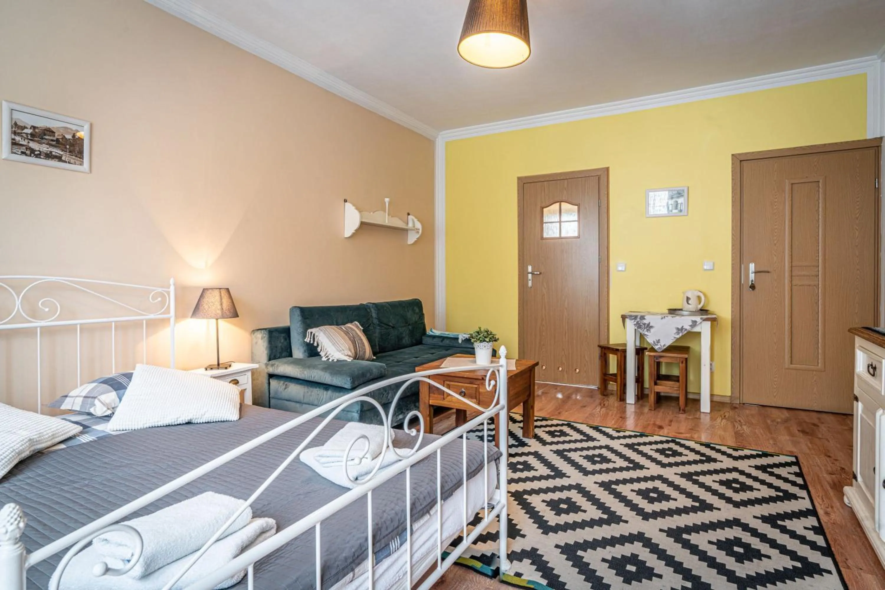 Bed in Willa Fryzowiczówka