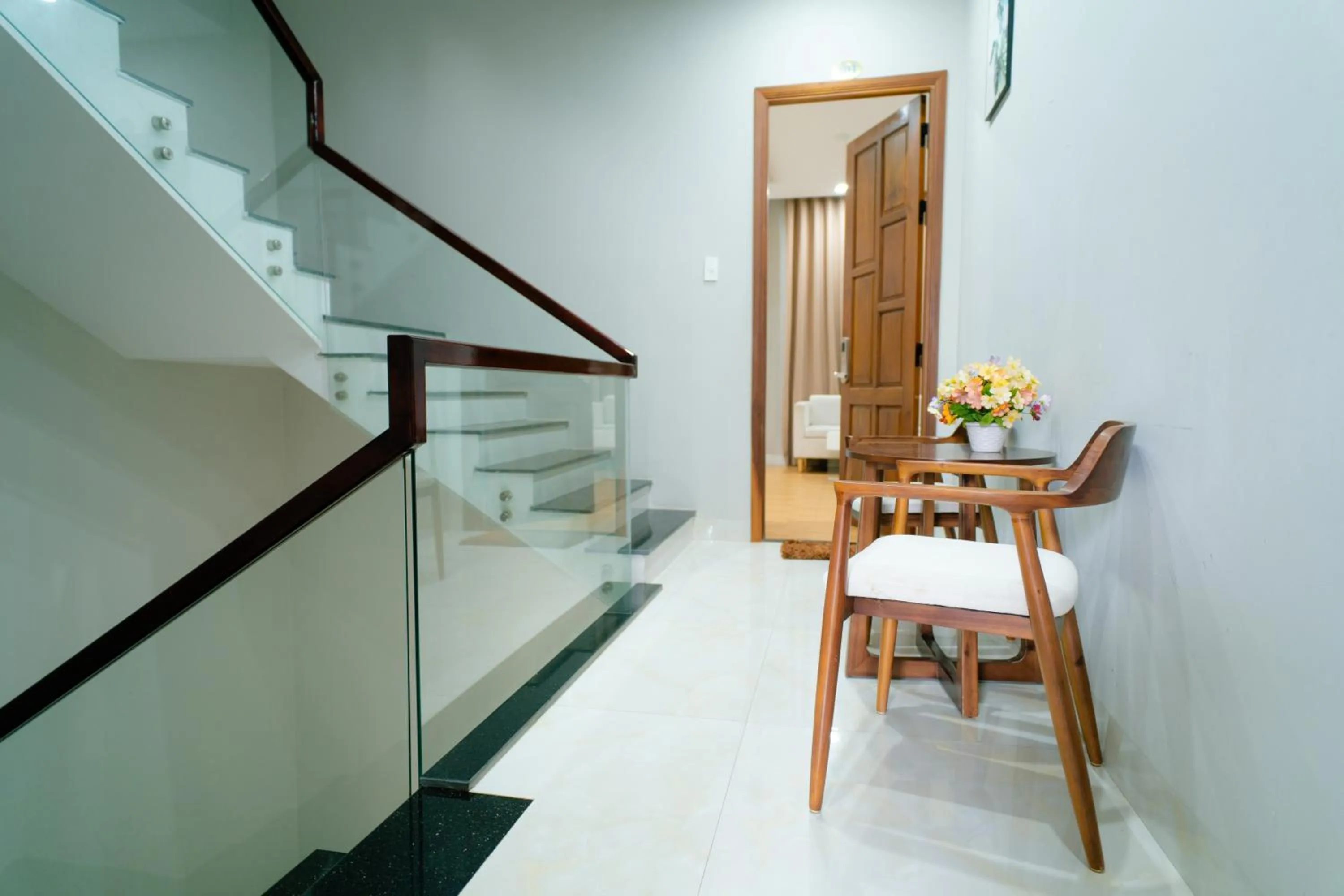 Neighbourhood in Khách sạn Minh Long