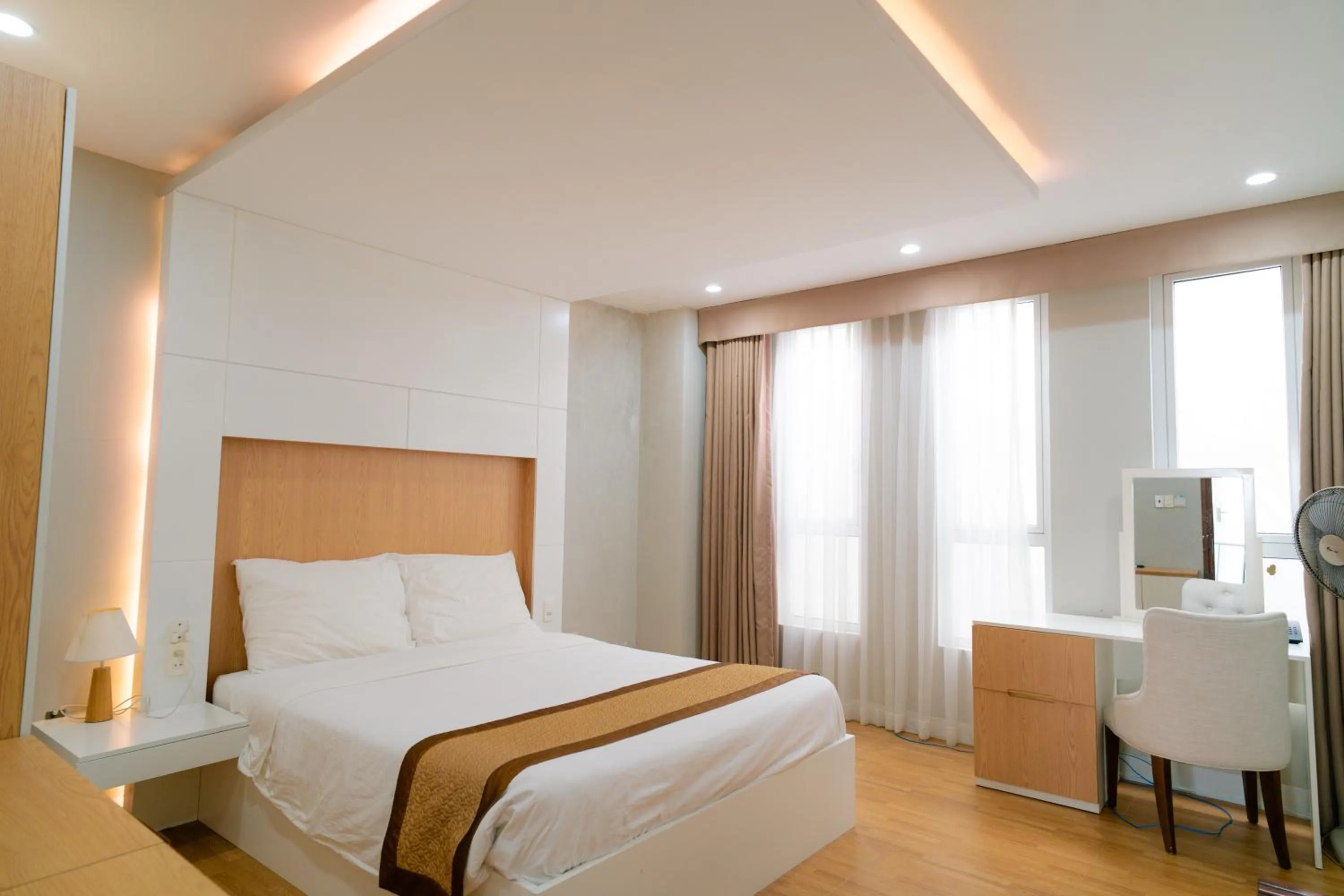 Bedroom, Bed in Khách sạn Minh Long