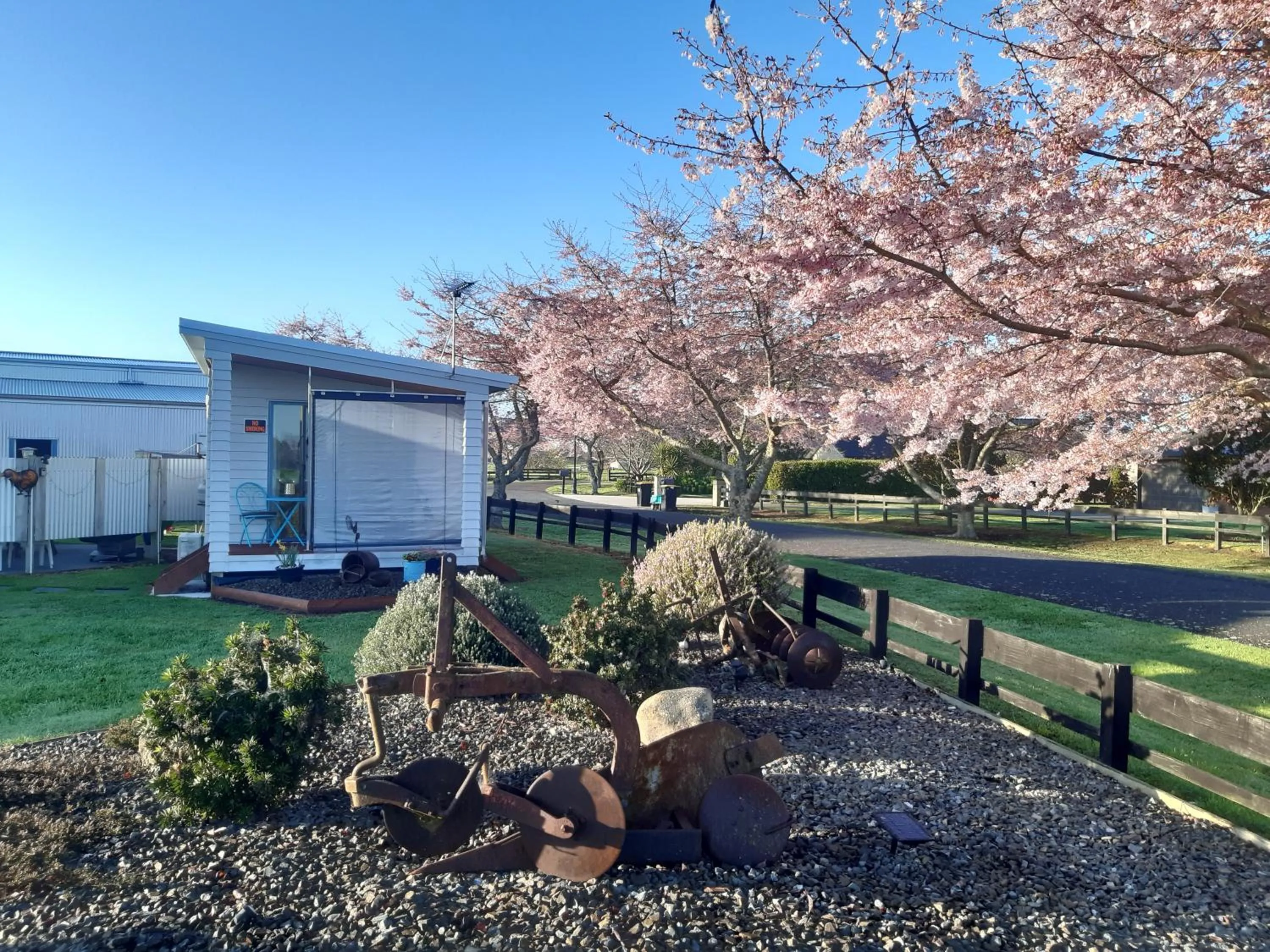 Spring in Denchys B&B