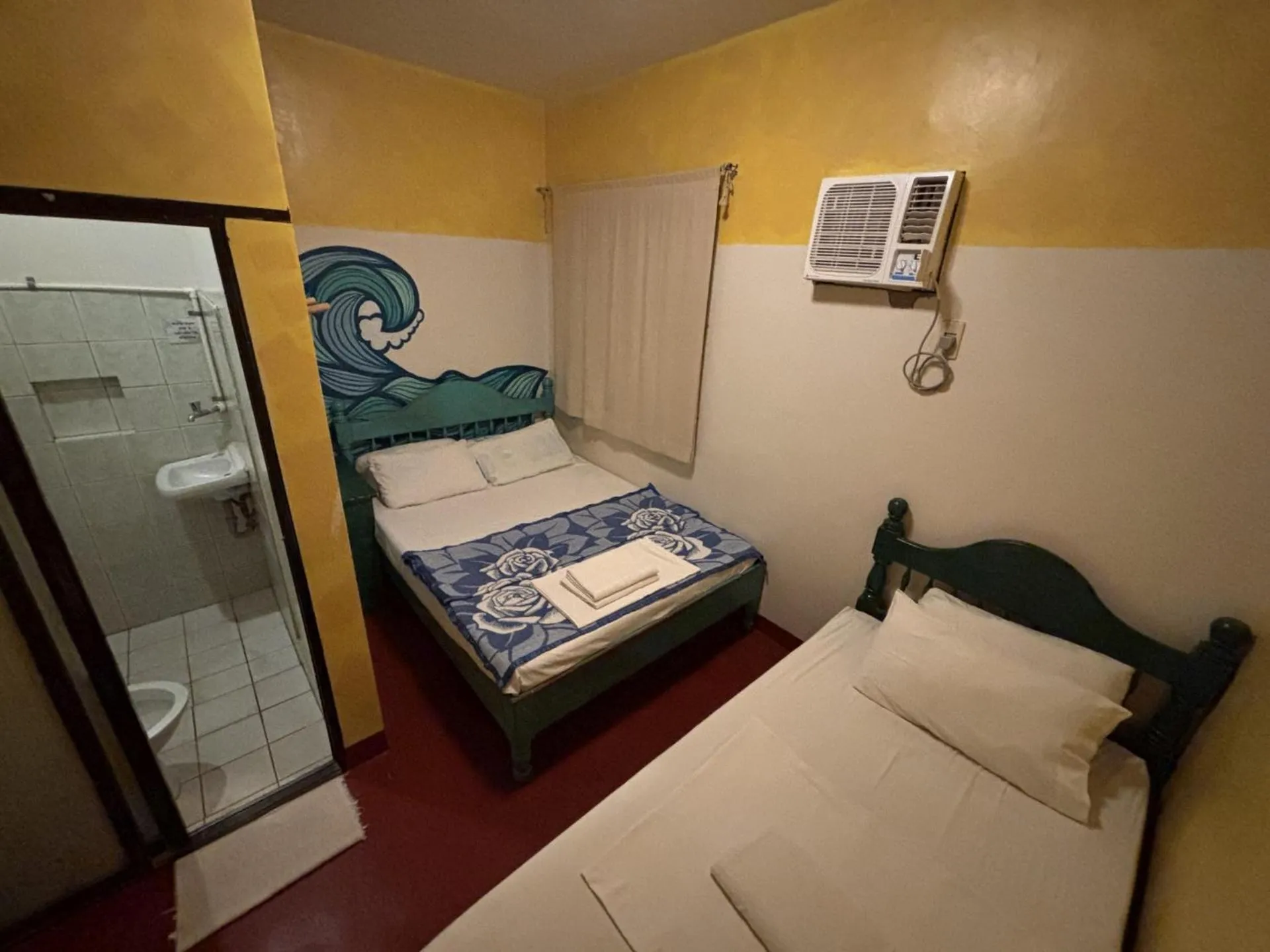 Bed in Gabby's Bed & Breakfast