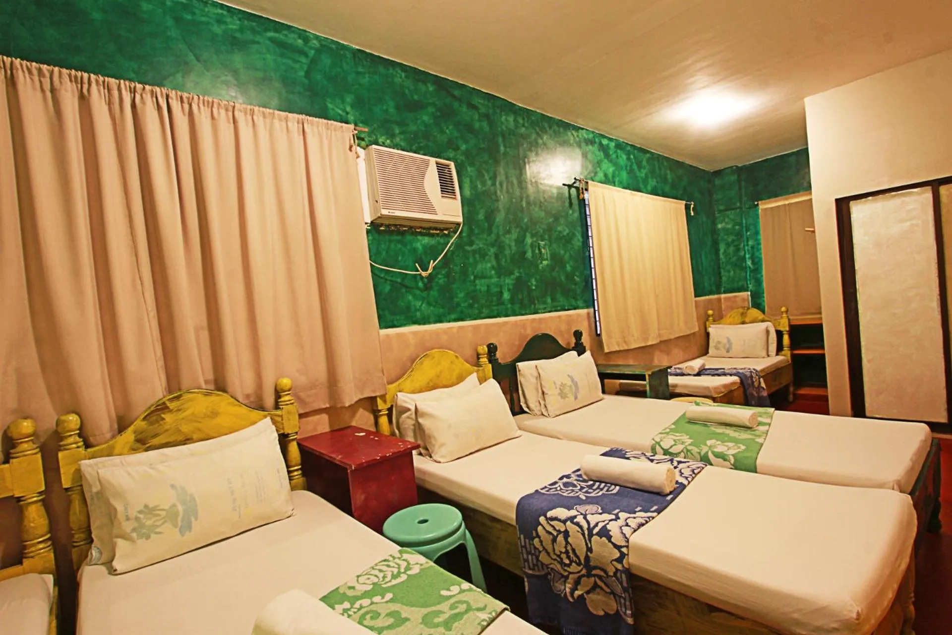 Bed in Gabby's Bed & Breakfast