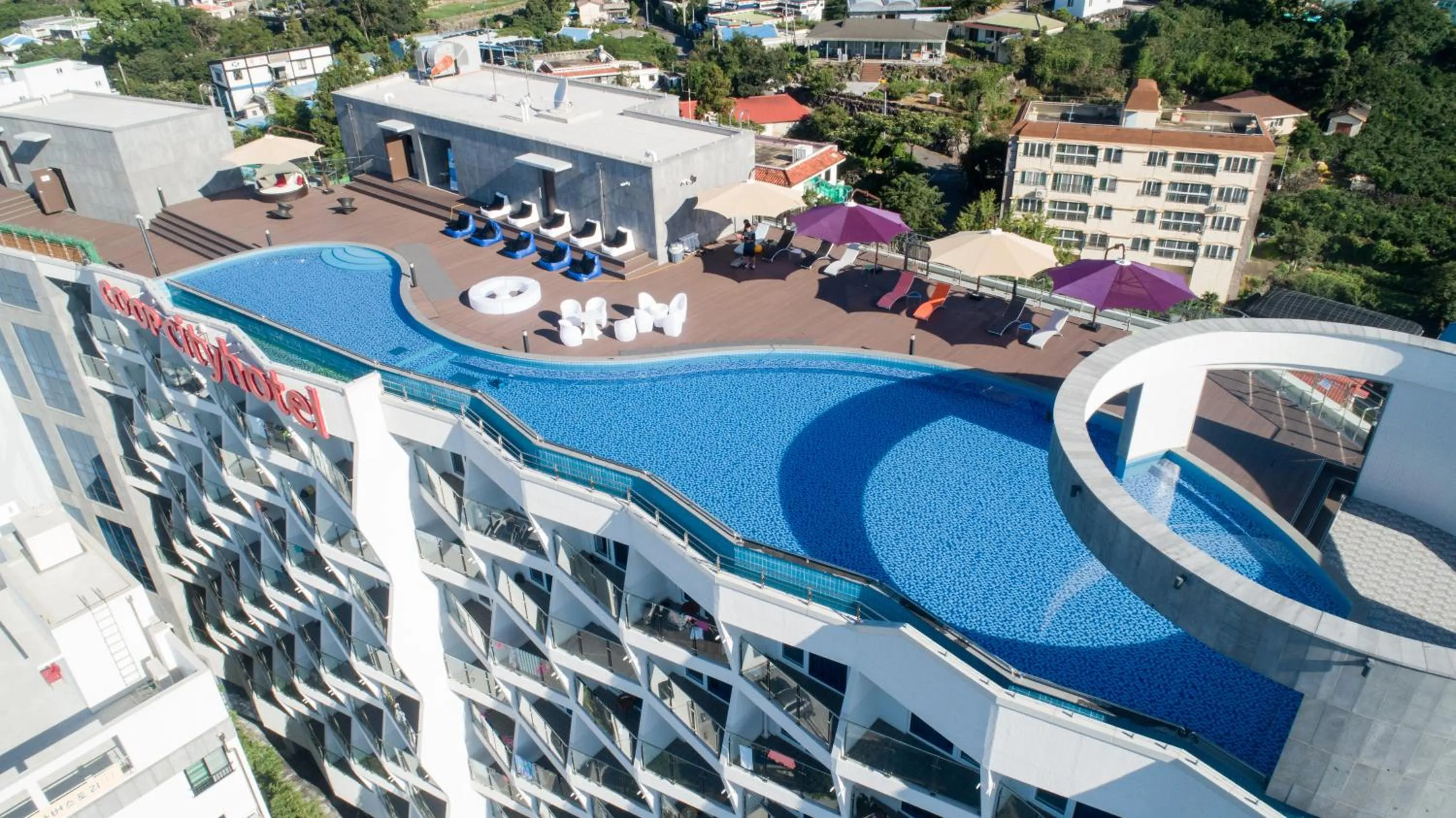 Swimming pool, Pool View in Co-op City Hotel Harborview