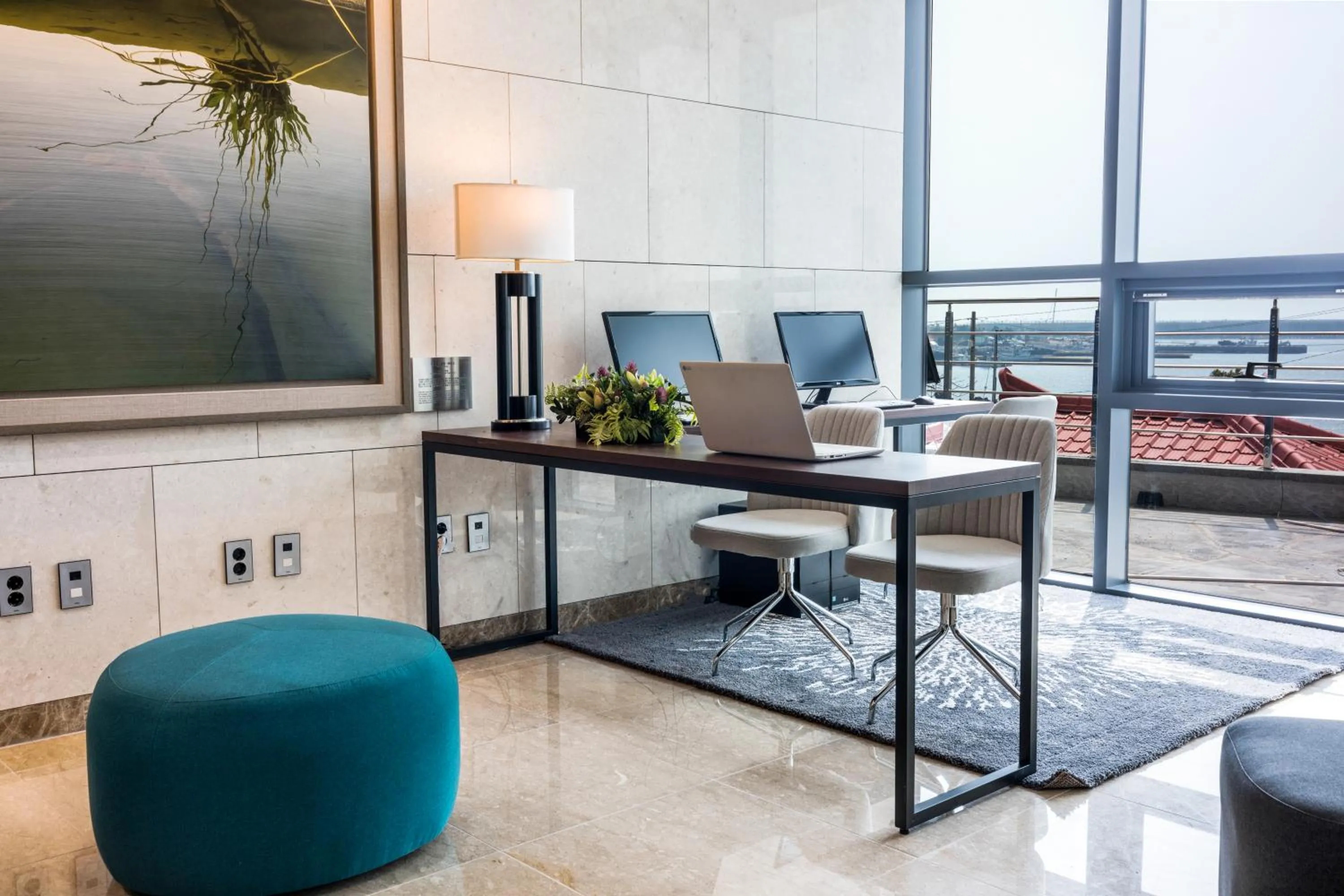 Co-op City Hotel Harborview