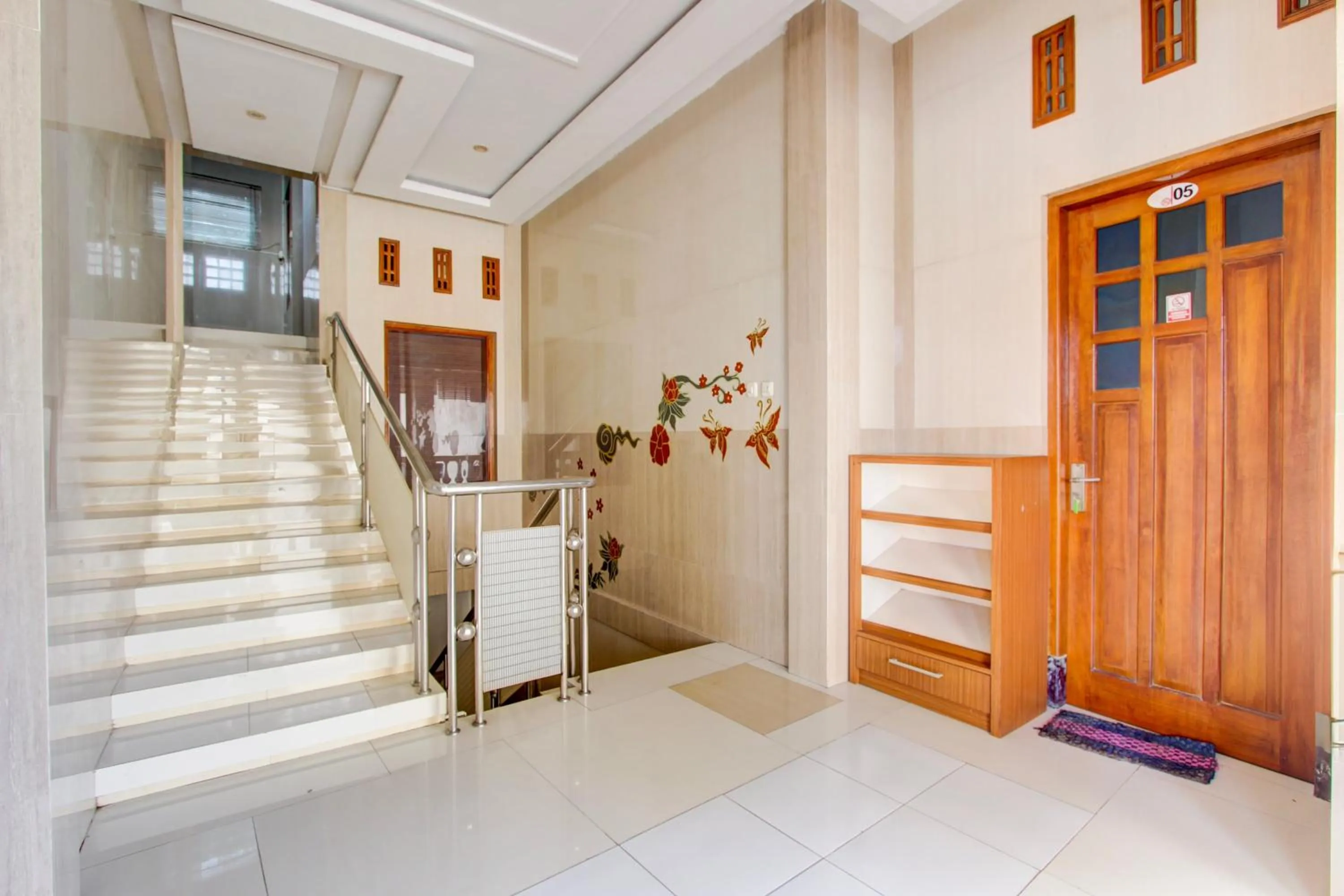 Lobby or reception in Hotel O Yogyakarta near Jogja City Mall formerly Bama Guesthouse