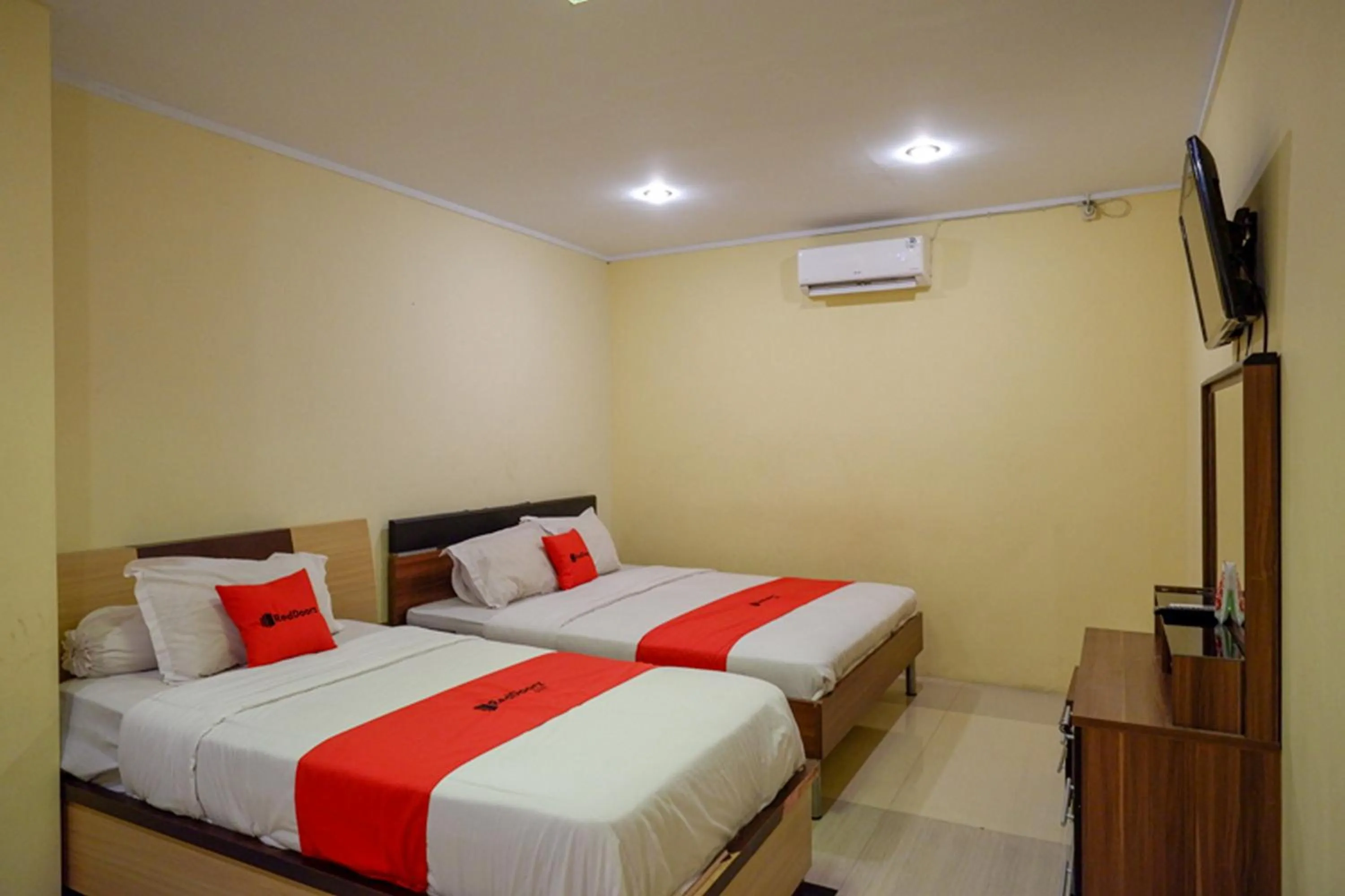 Family Room in Hotel O Yogyakarta near MM UGM formerly Bama Guesthouse