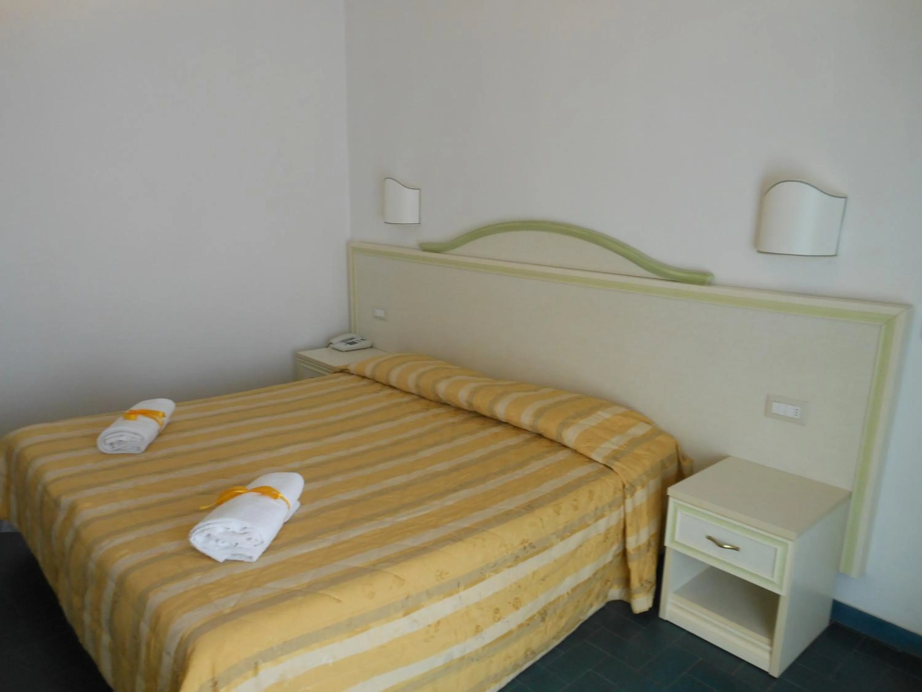 Bed in Hotel Due Torri