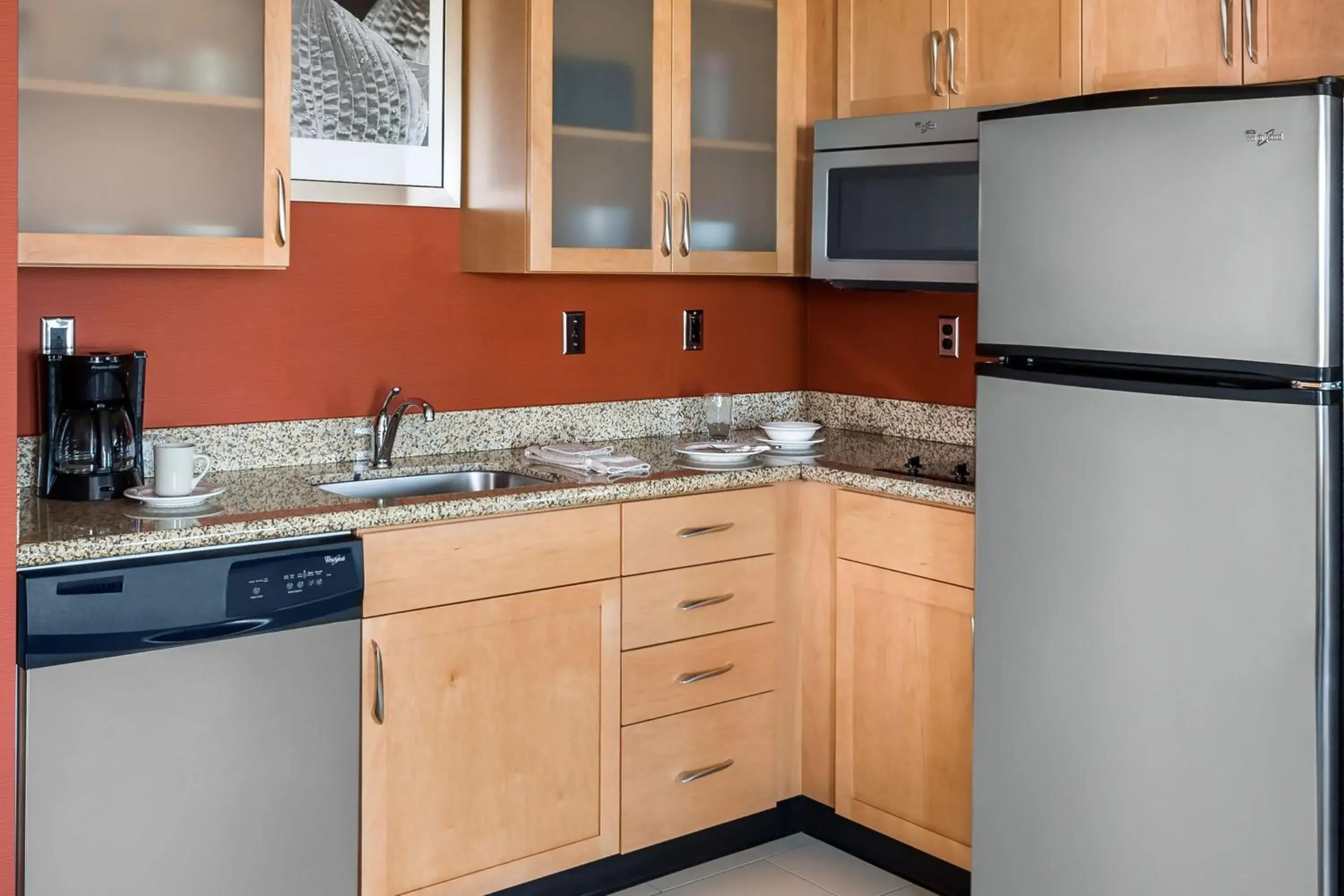 Kitchen or kitchenette, Kitchen/Kitchenette in Residence Inn by Marriott Fargo