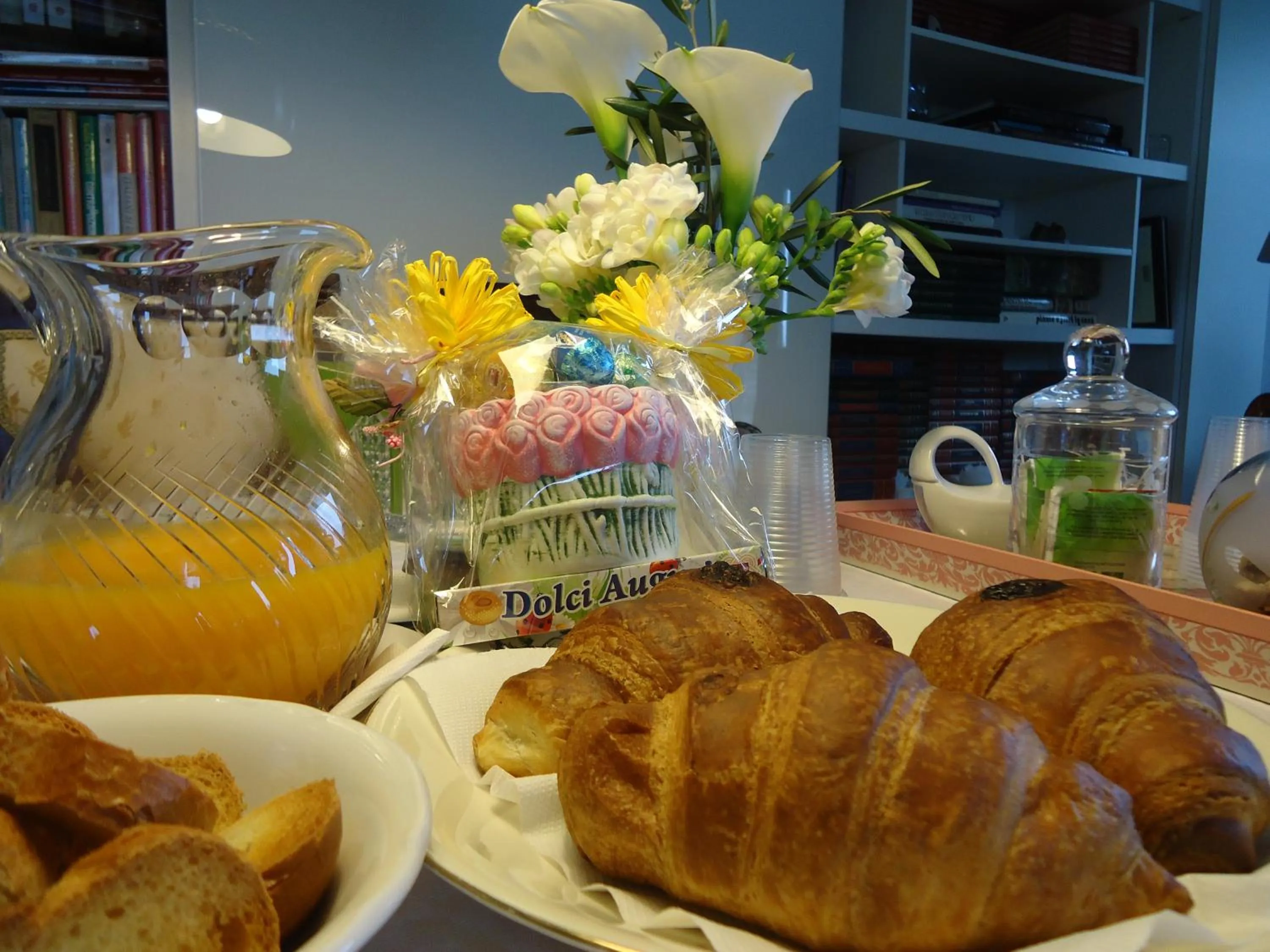 Italian breakfast in Villa Dafne