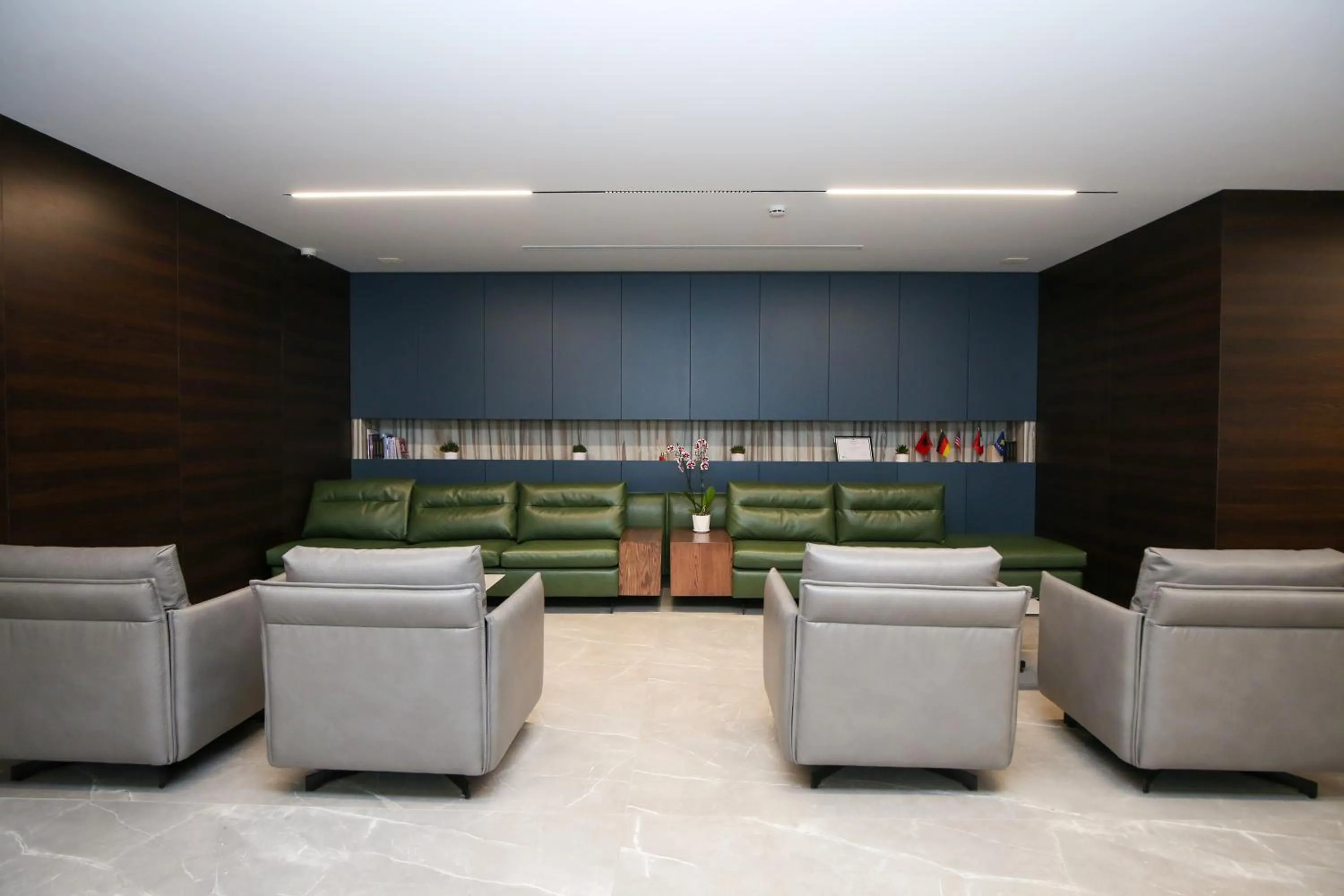 Seating area in Hotel Partner & SPA