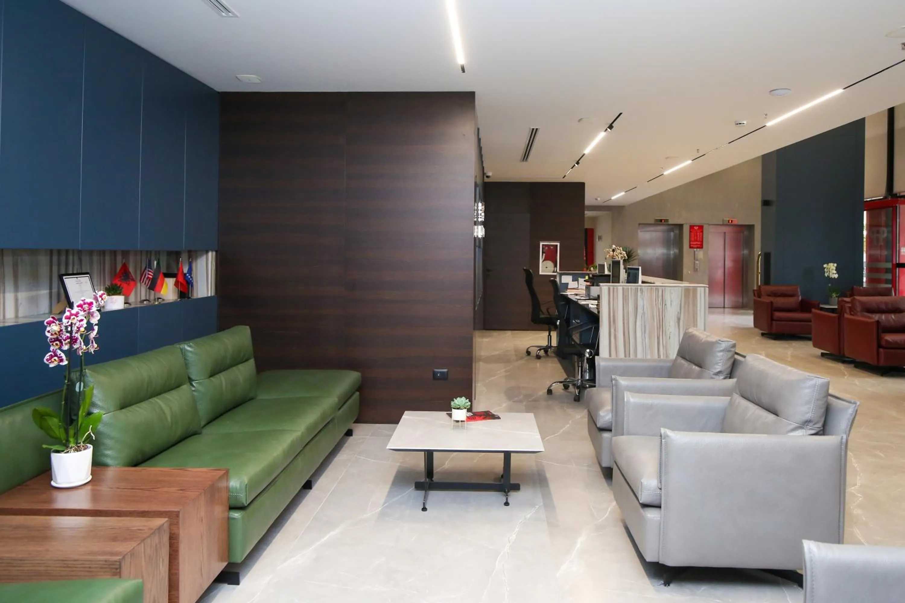 Seating area in Hotel Partner & SPA