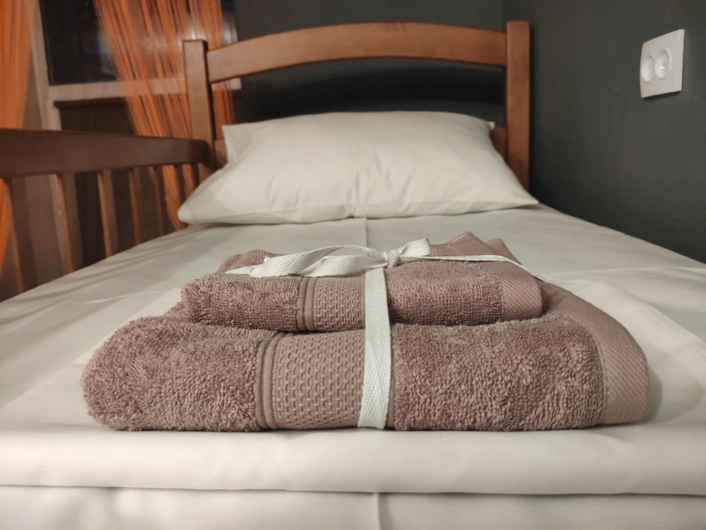 bunk bed, Bed in Friends Forever