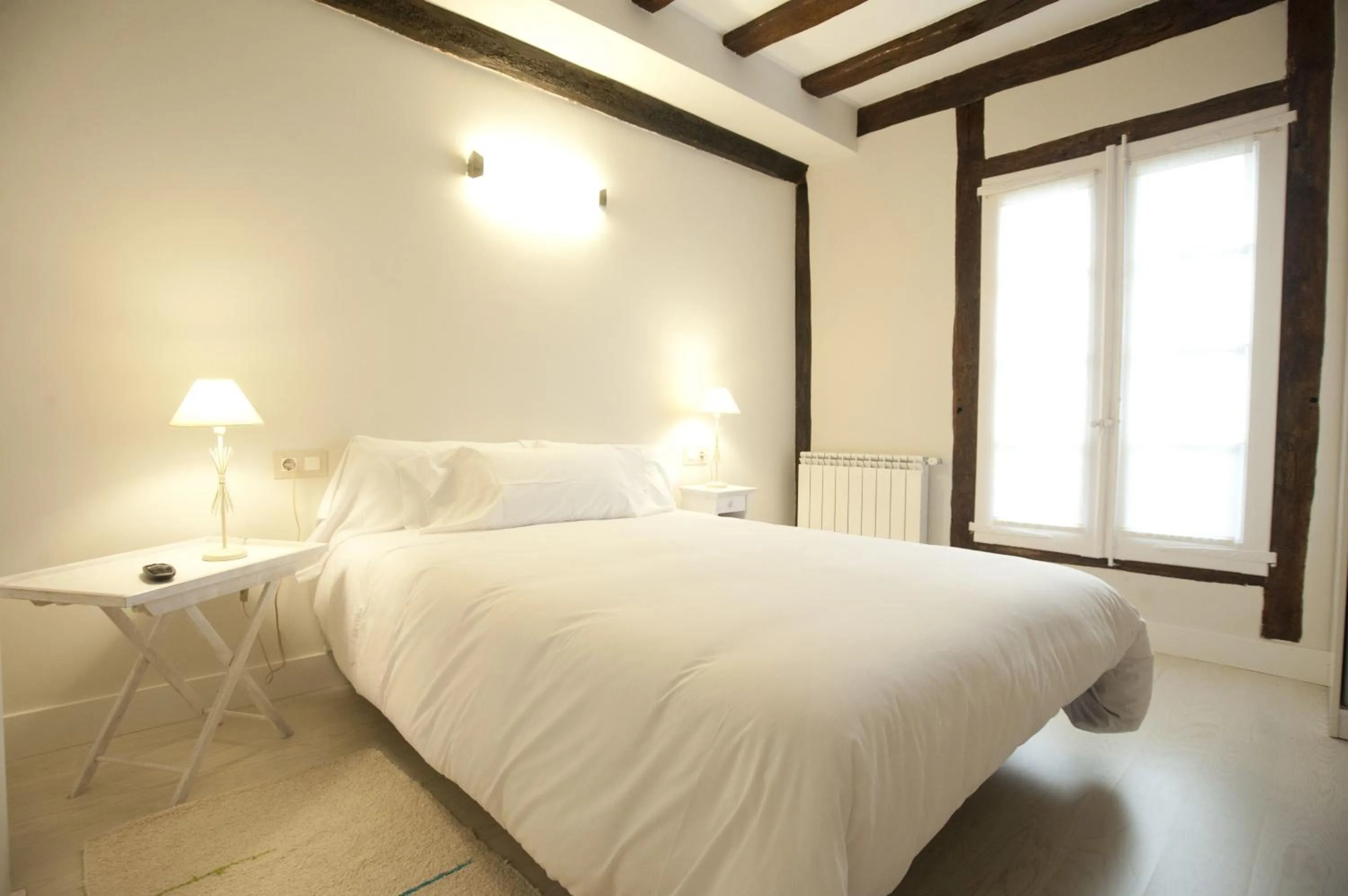 Bed in Artea Narrika