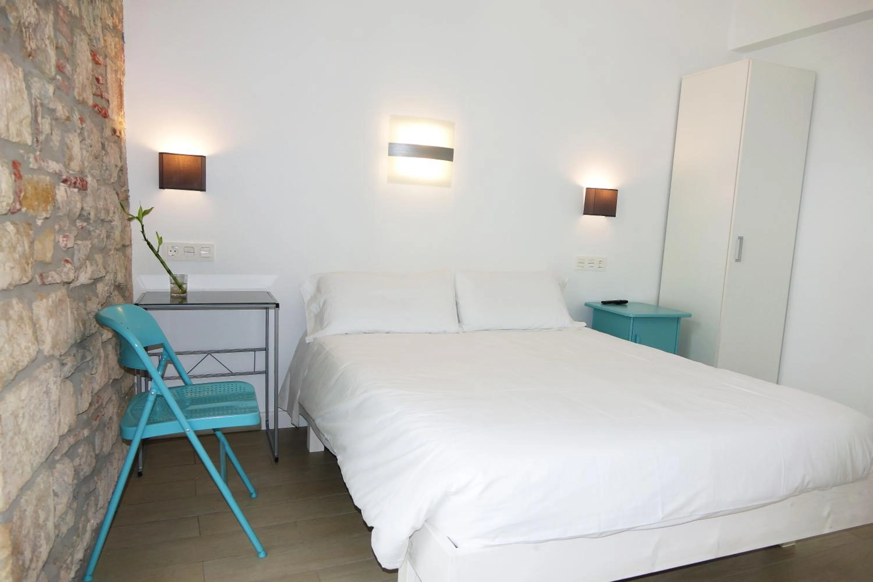 Photo of the whole room, Bed in Artea Narrika