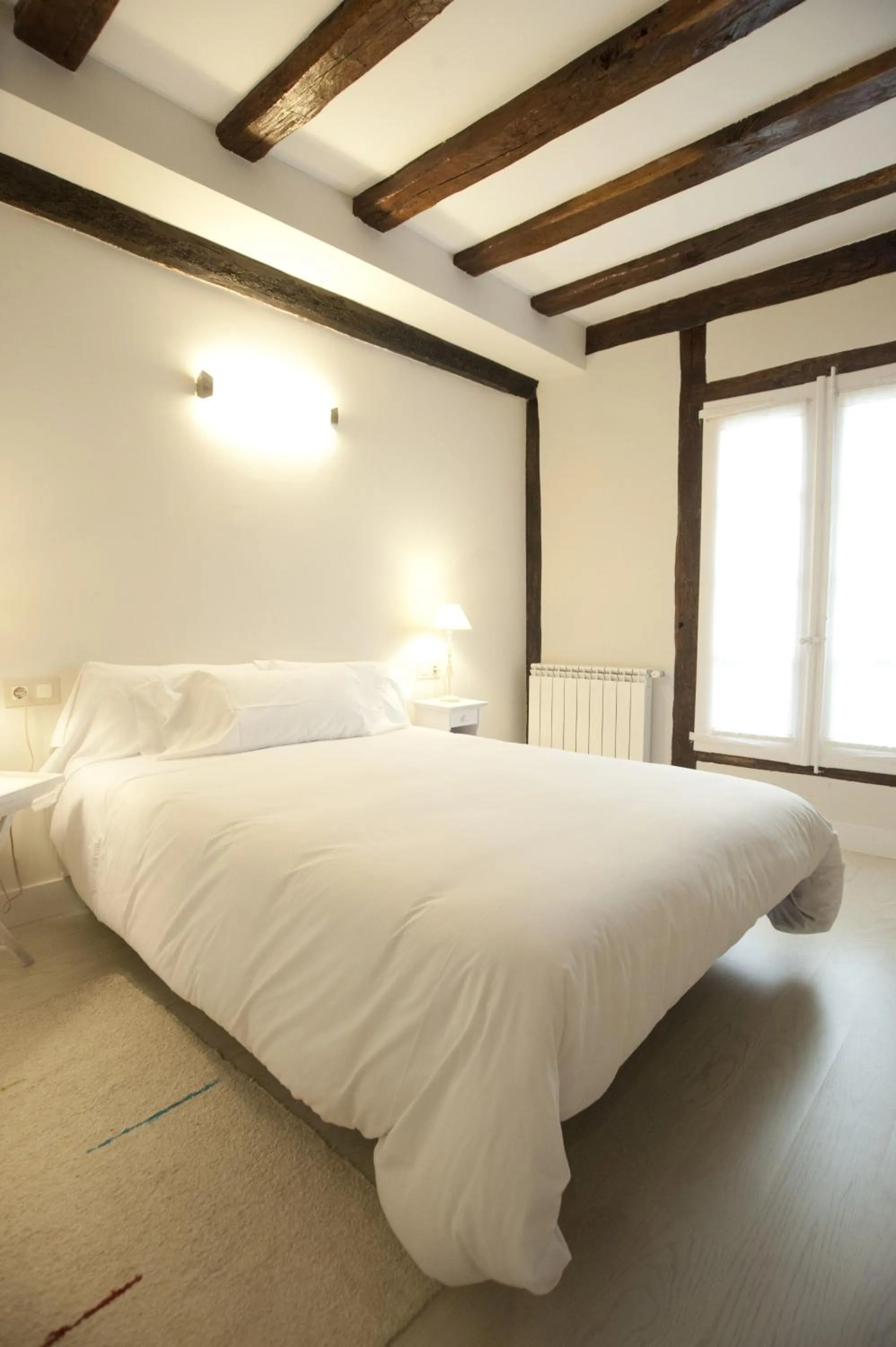 Bed in Artea Narrika