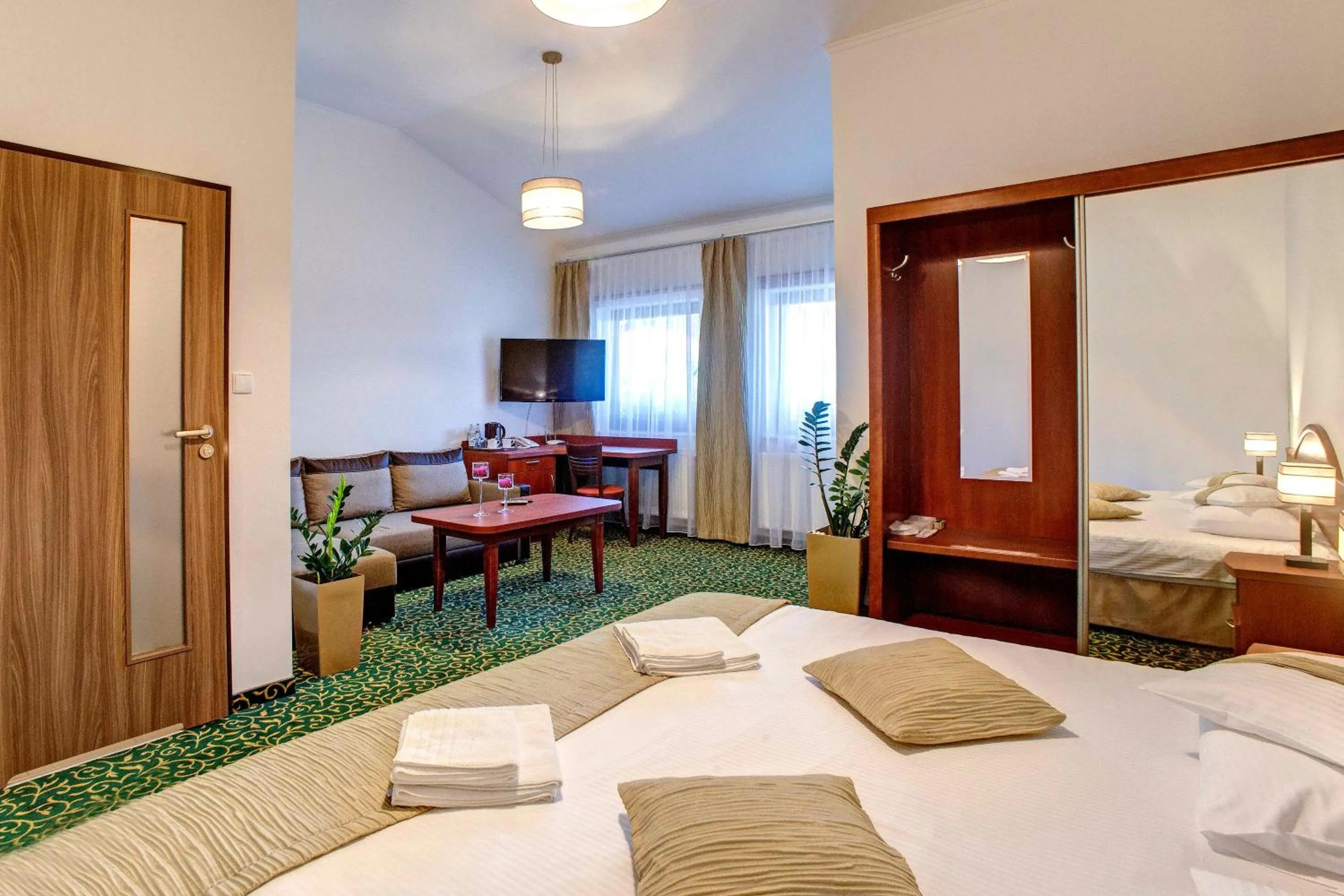 Photo of the whole room, Bed in Hotel Szelców