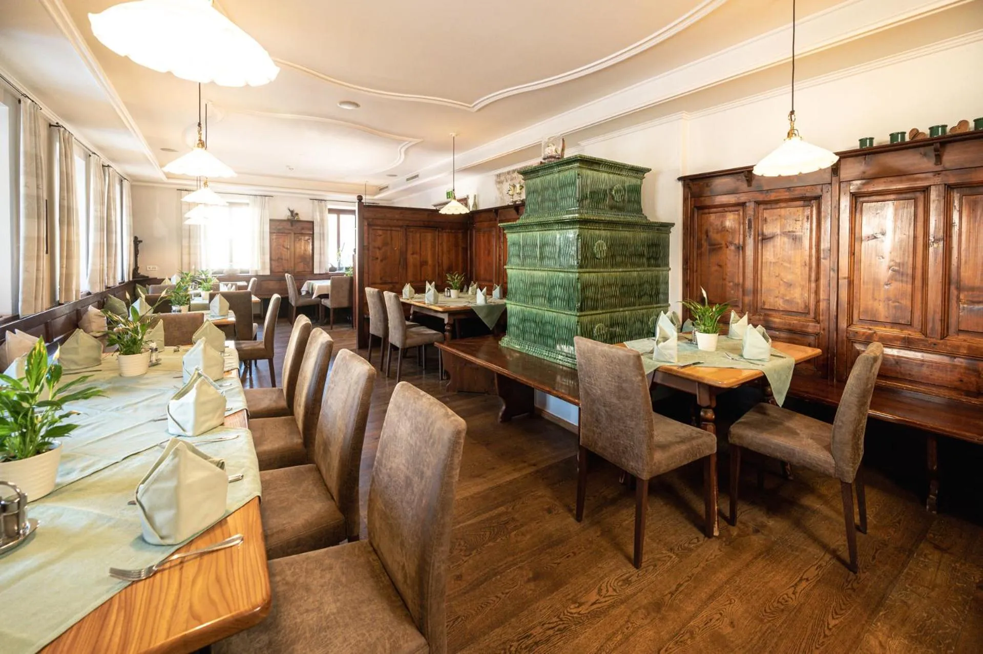 Restaurant/places to eat in Gasthof zur Post